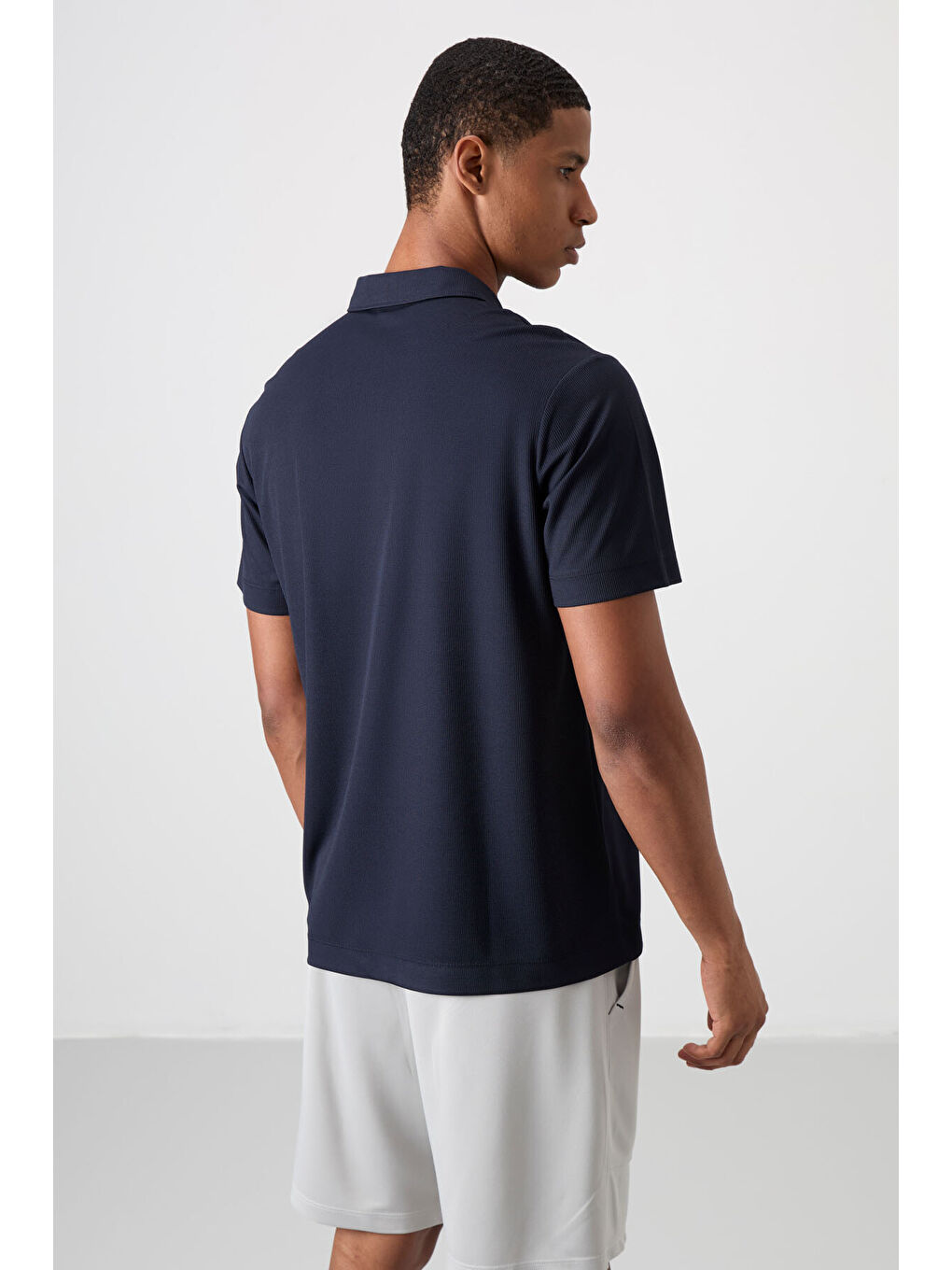 Lacivert Logo Baskılı Standart Kalıp Polo Yaka Aktif Spor Erkek Tişört - 88252-4