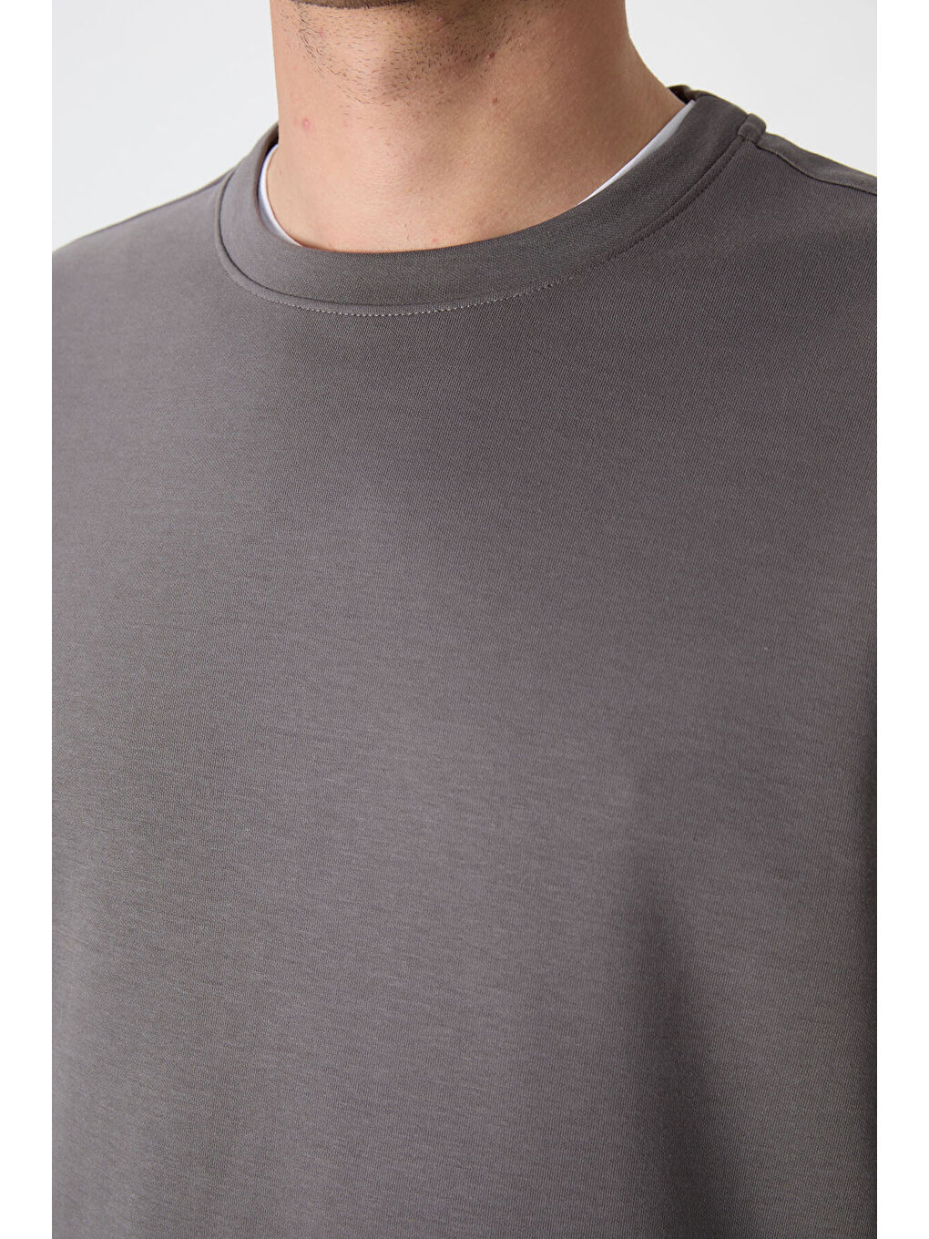 Koyu Gri Basic O Yaka Rahat Form Erkek Sweatshirt - 88053-3