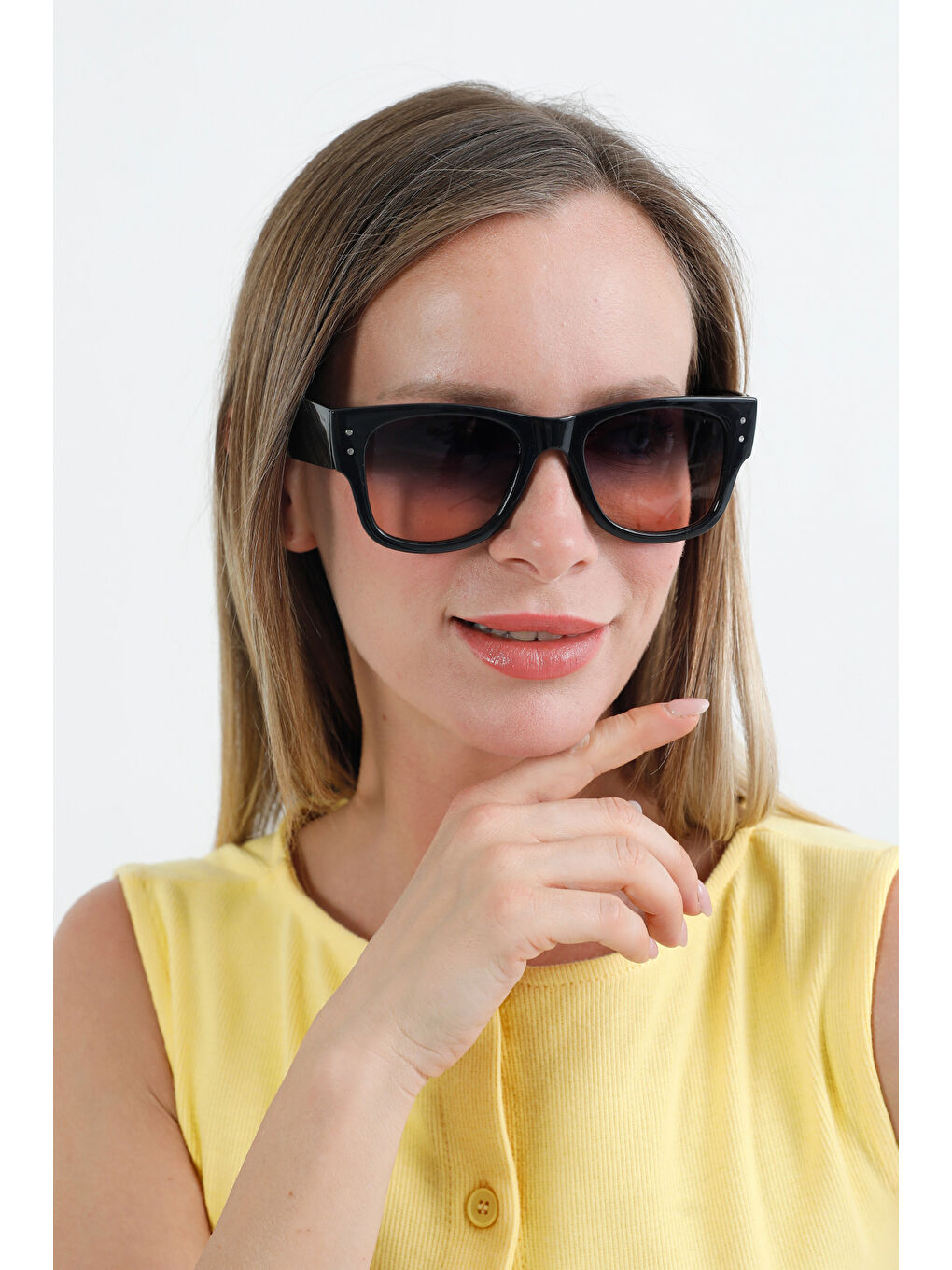 Kahverengi Parlak Çerçeveli Güneş Gözlüğü