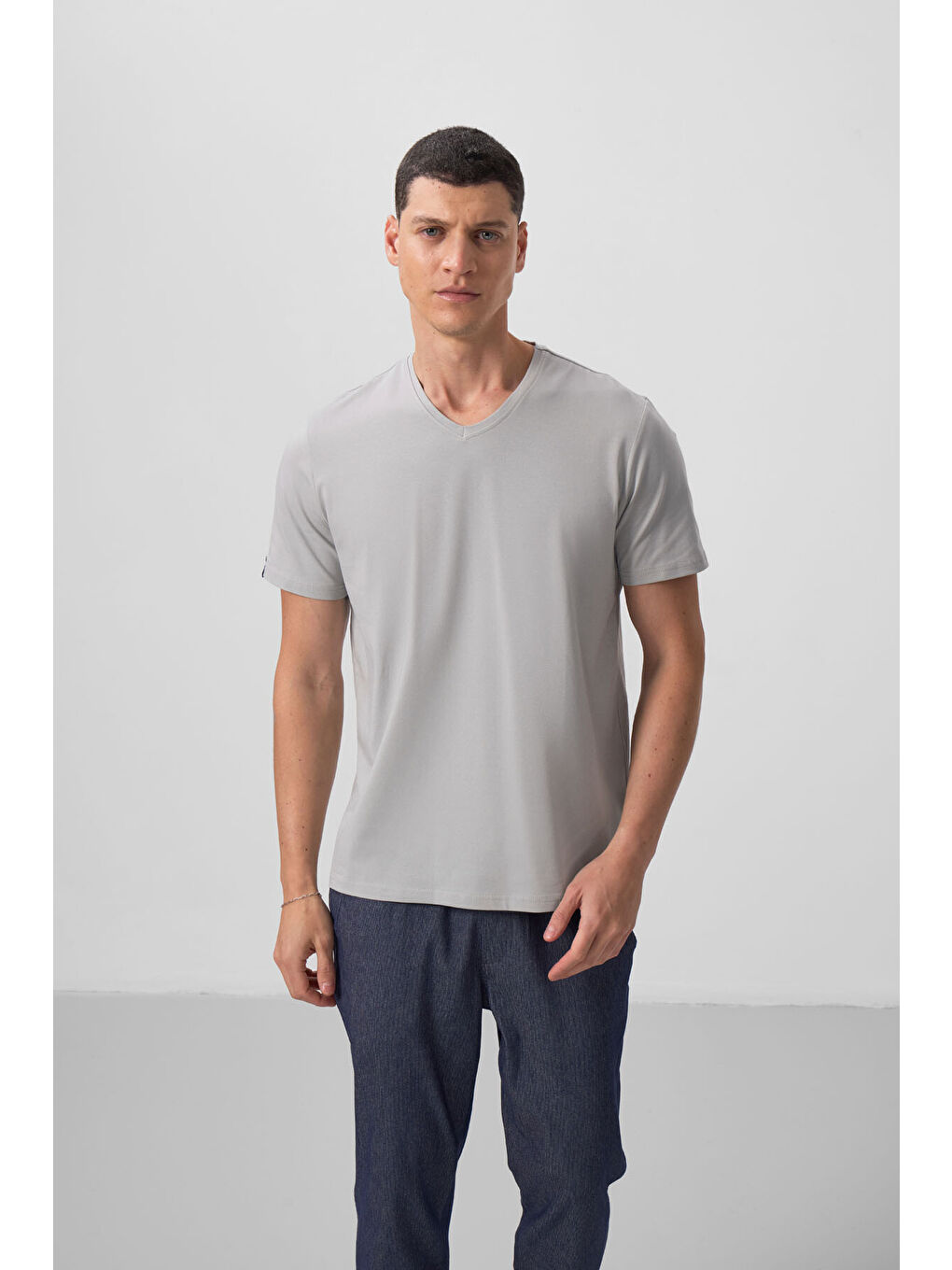Bej Taş Basic Kısa Kol Standart Kalıp V Yaka Erkek Tişört - 87912-3