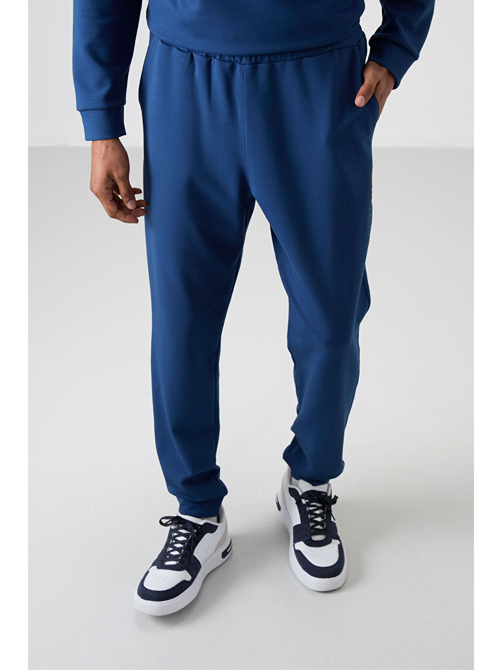 Mavi Parlament Pamuklu Kalın Yumuşak Dokulu Comfort Fit Baskılı Erkek Eşofman Takım - 85253-3