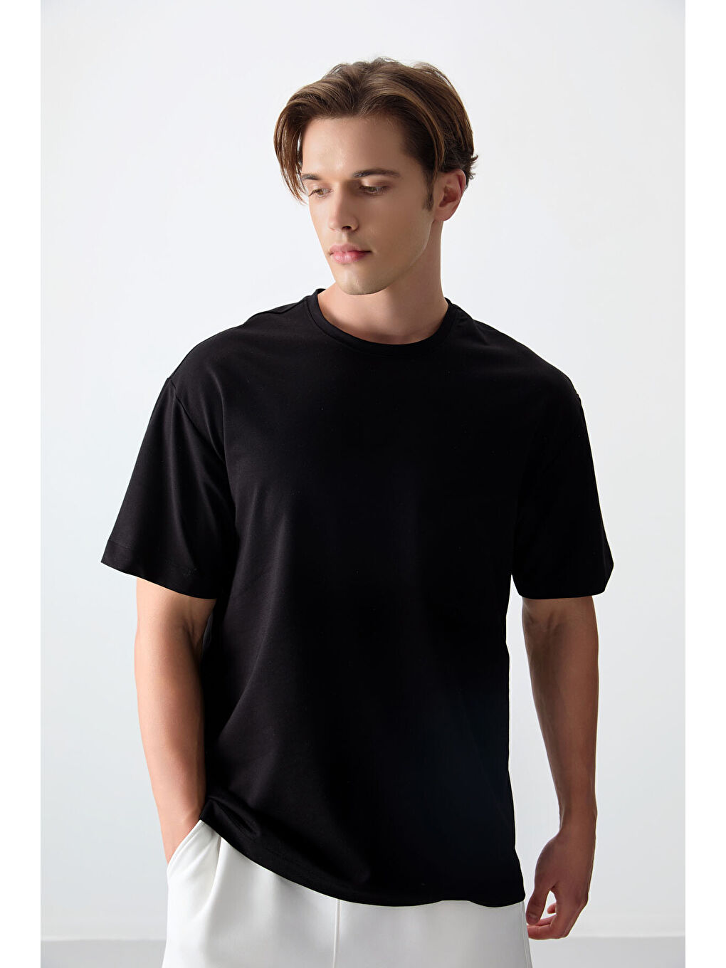 Siyah Pamuklu Kalın Yumuşak Dokulu Oversize Fit Basic Erkek Tişört- 88377-2