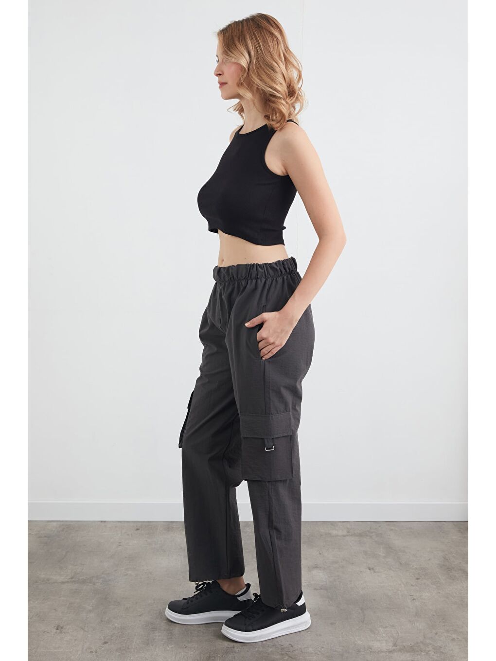 Antrasit Paçası Stoperli Kargo Cepli Paraşüt Pantolon-2