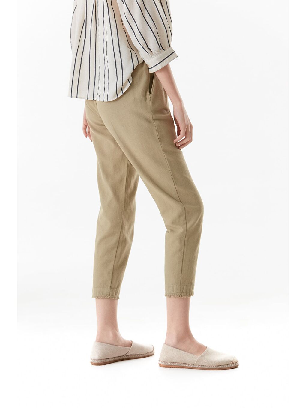 Haki Paçası Püsküllü Beli Lastikli Keten Pantolon-4