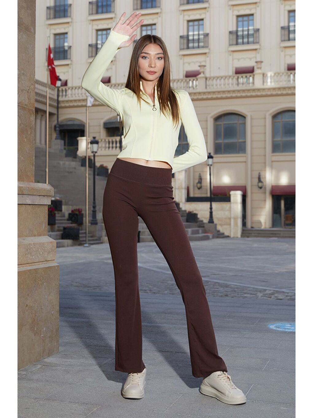 Sarı Parmak Geçmeli Fermuarlı Sweatshirt