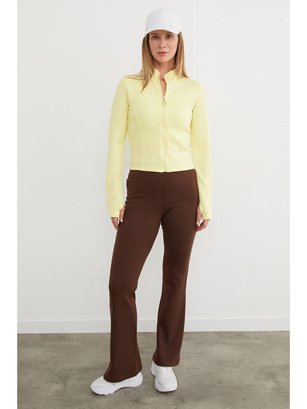 Sarı Parmak Geçmeli Fermuarlı Sweatshirt-4