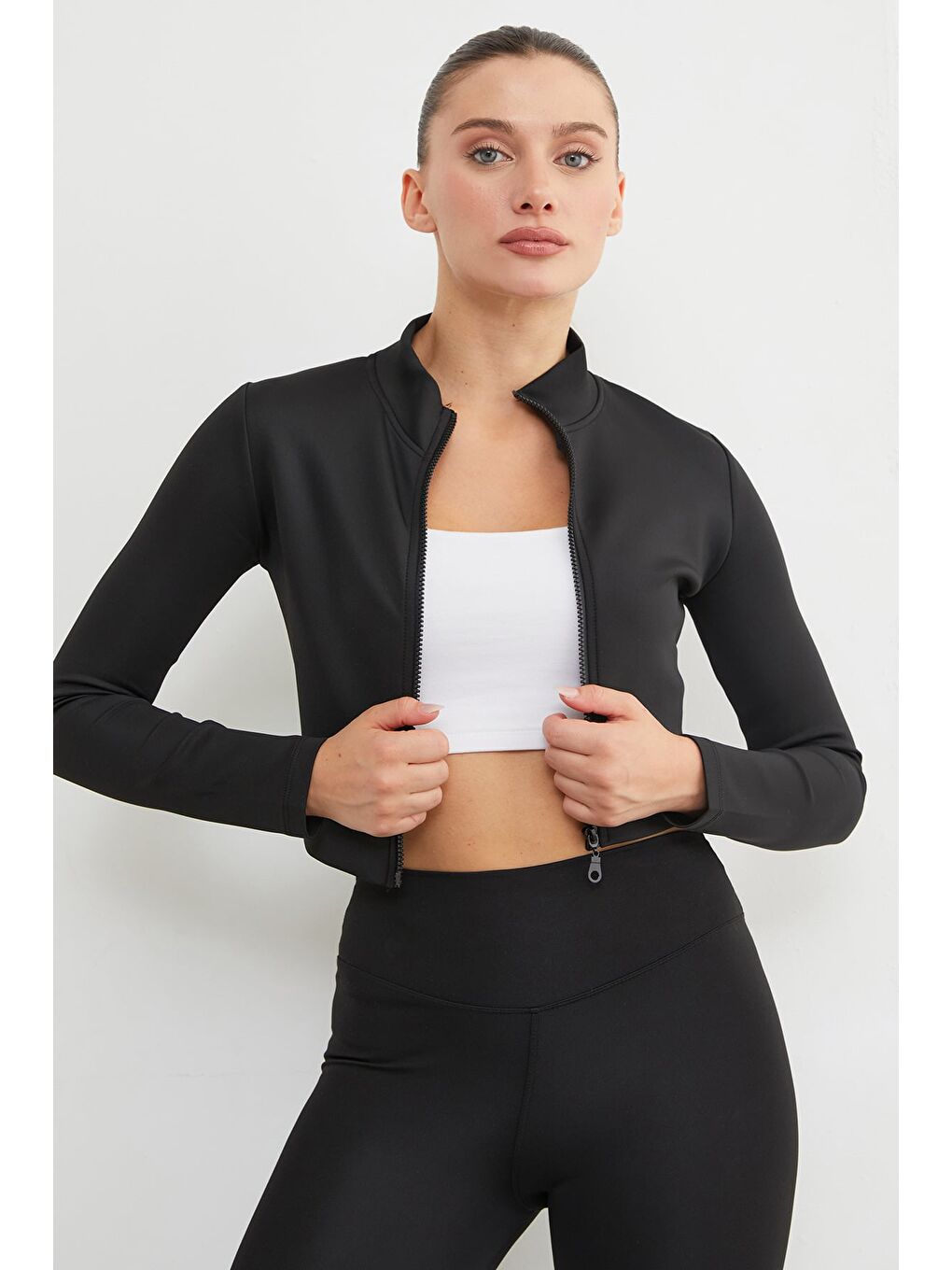 Siyah Dik Yaka Fermuarlı Dalgıç Kumaş Spor Ceket-1