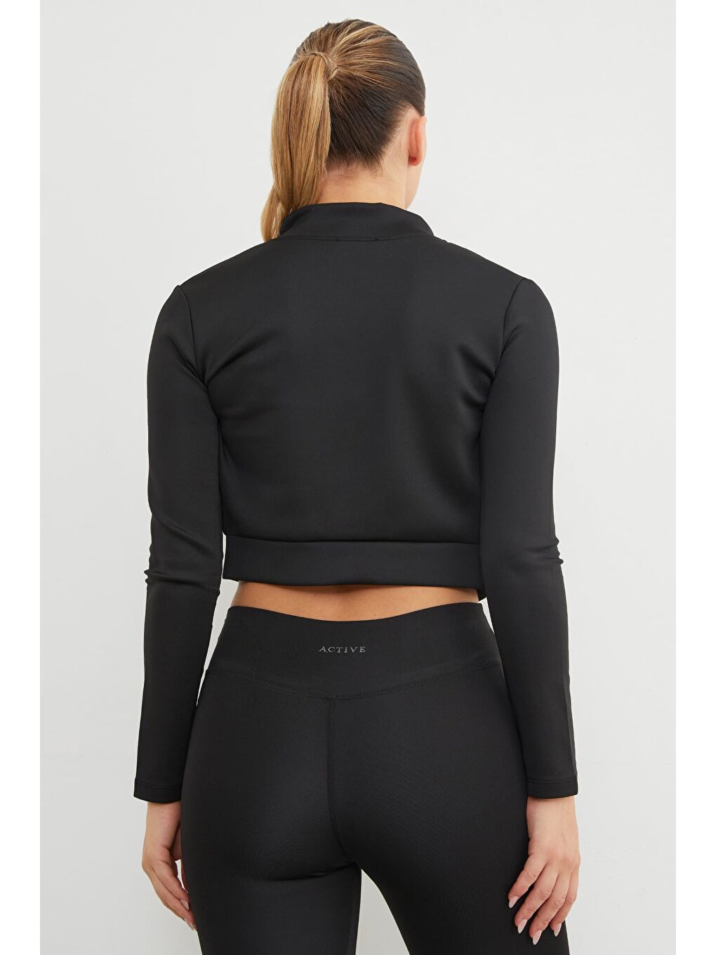 Siyah Dik Yaka Fermuarlı Dalgıç Kumaş Spor Ceket-4