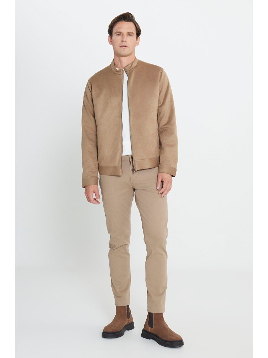 Erkek Bej Standart Fit Normal Kesim Dik Yaka Yağlı Görünümlü Mont-5