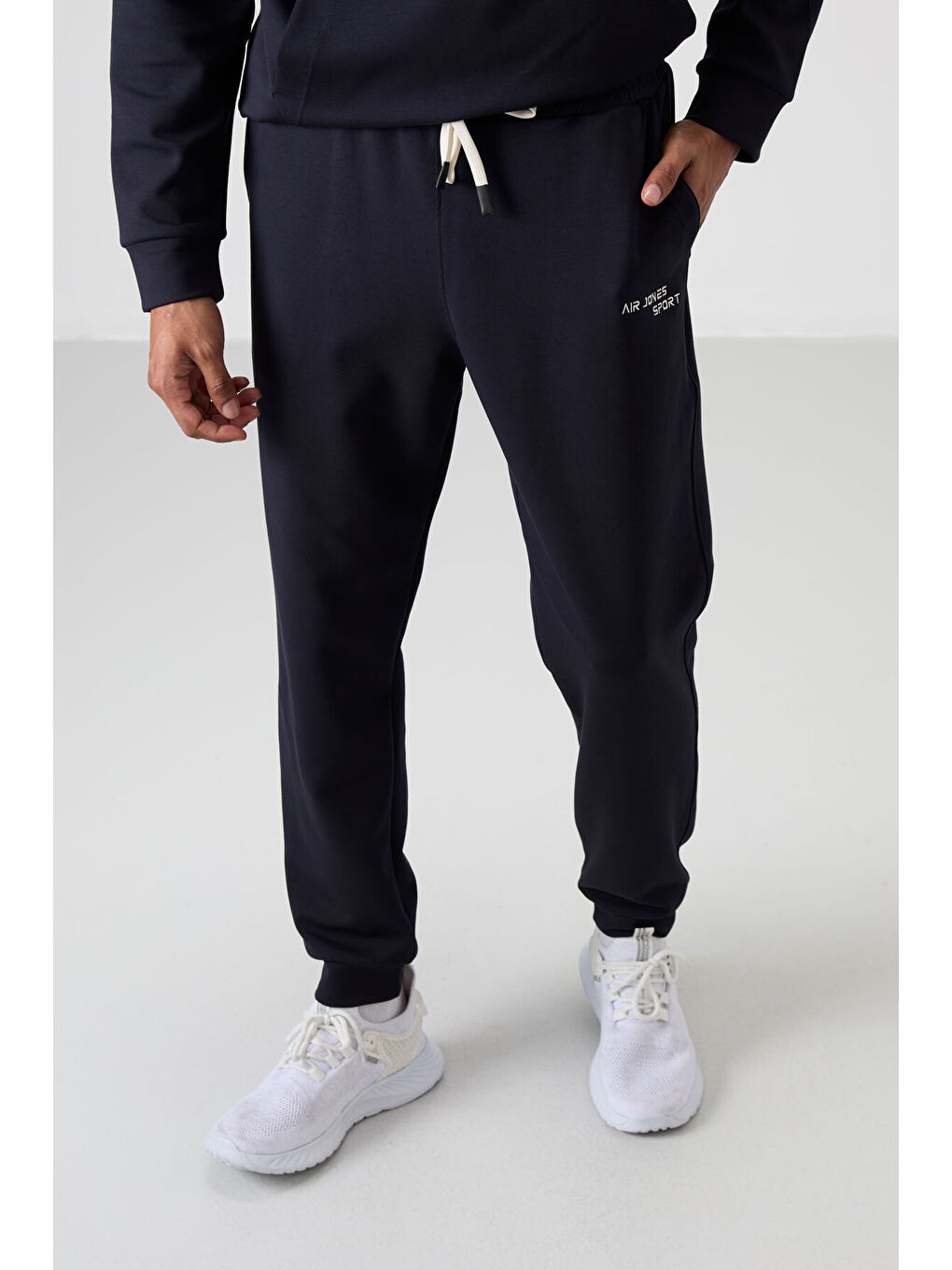 Lacivert Pamuklu Kalın Yumuşak Dokulu Comfort Fit Nakışlı Erkek Eşofman Takım - 85255-2