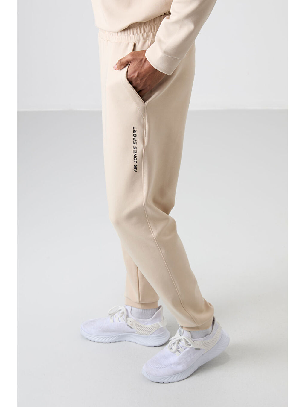 Bej Pamuklu Kalın Yumuşak Dokulu Comfort Fit Baskılı Erkek Eşofman Takım - 85253-1