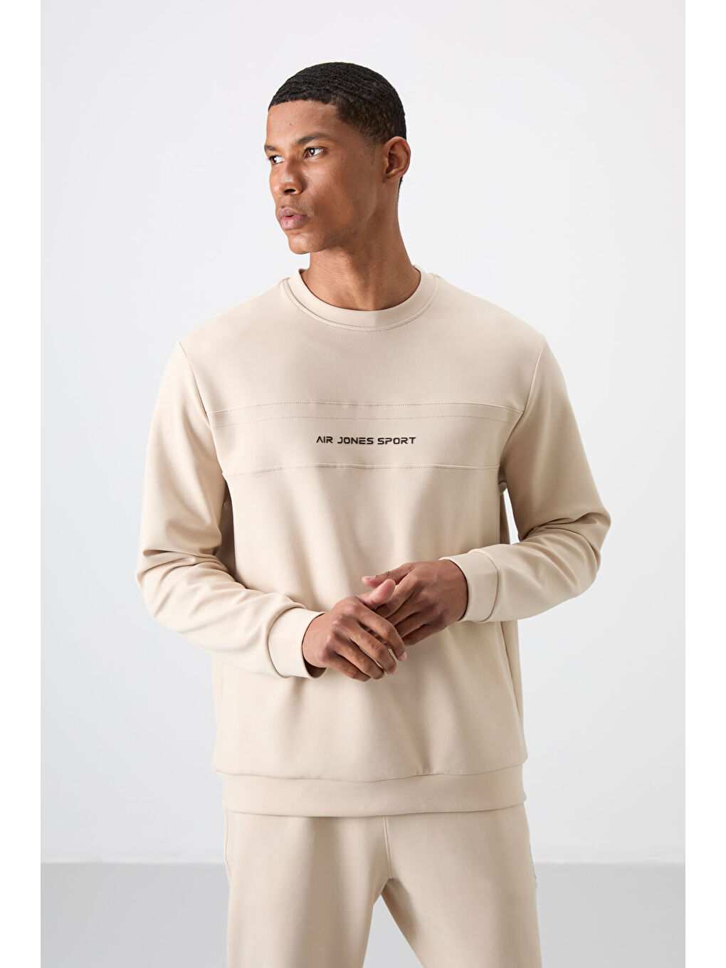 Bej Pamuklu Kalın Yumuşak Dokulu Comfort Fit Baskılı Erkek Eşofman Takım - 85253-2