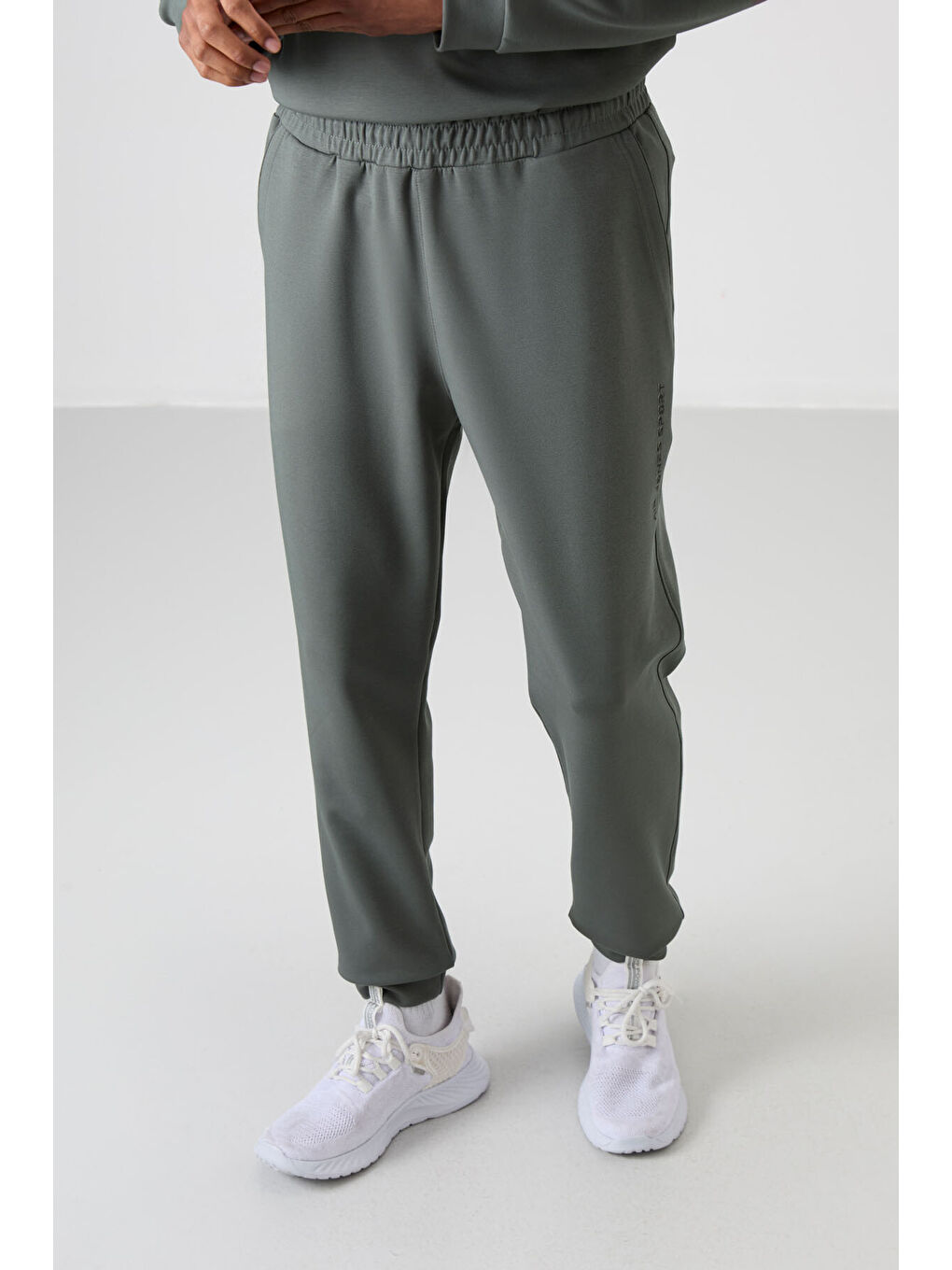 Haki Pamuklu Kalın Yumuşak Dokulu Comfort Fit Baskılı Erkek Eşofman Takım - 85253-4