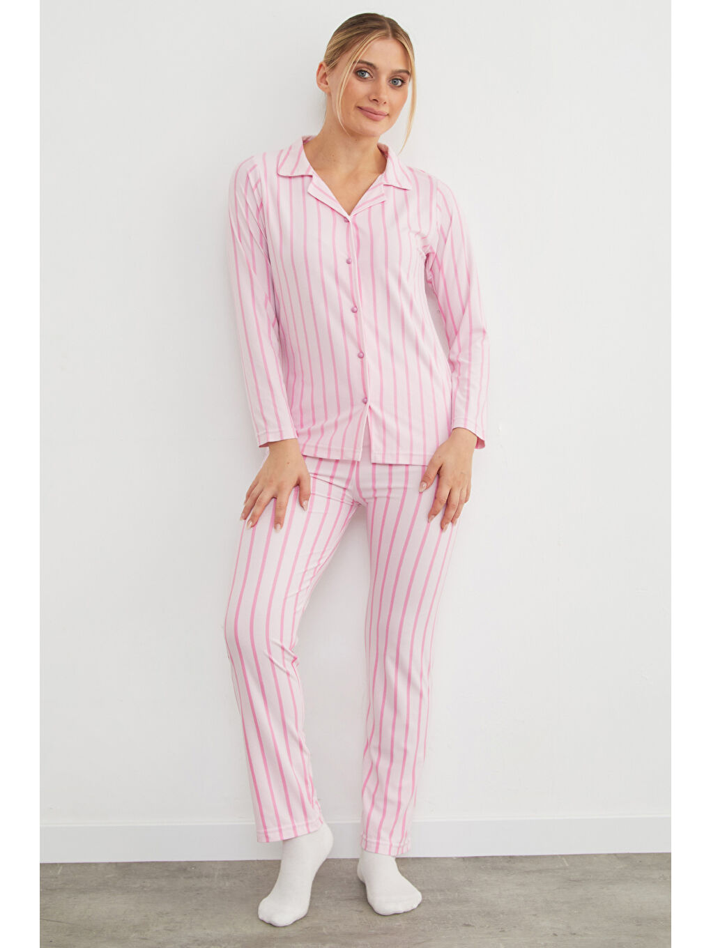 Pembe Çizgili Süet Pijama Takımı-2