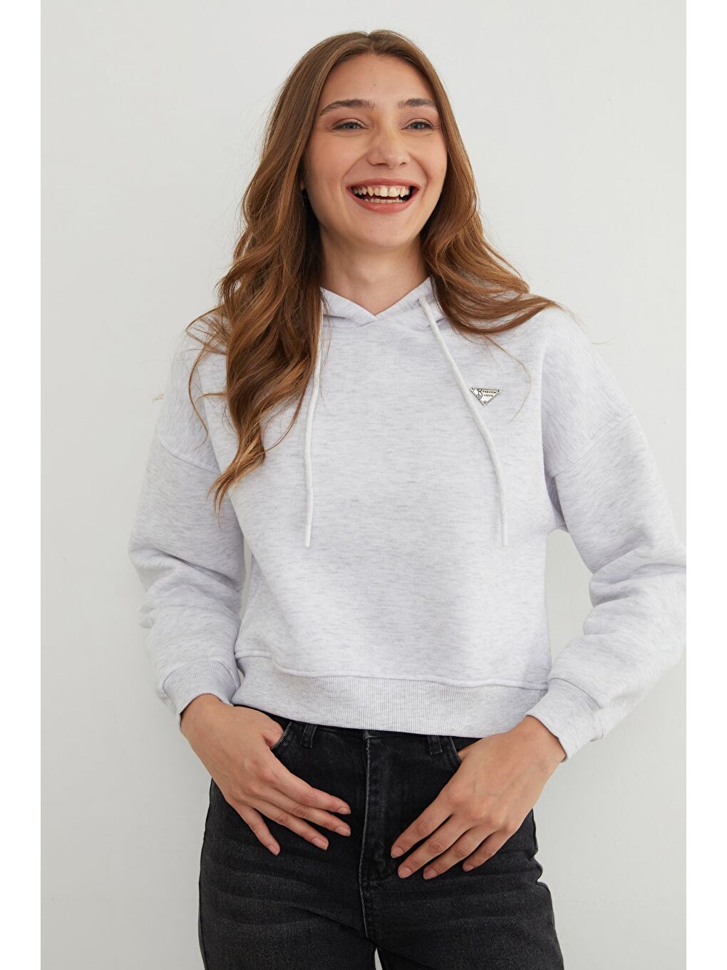 Gri 3 İplik Üçgen Metal Armalı Kapüşonlu Sweatshirt-2