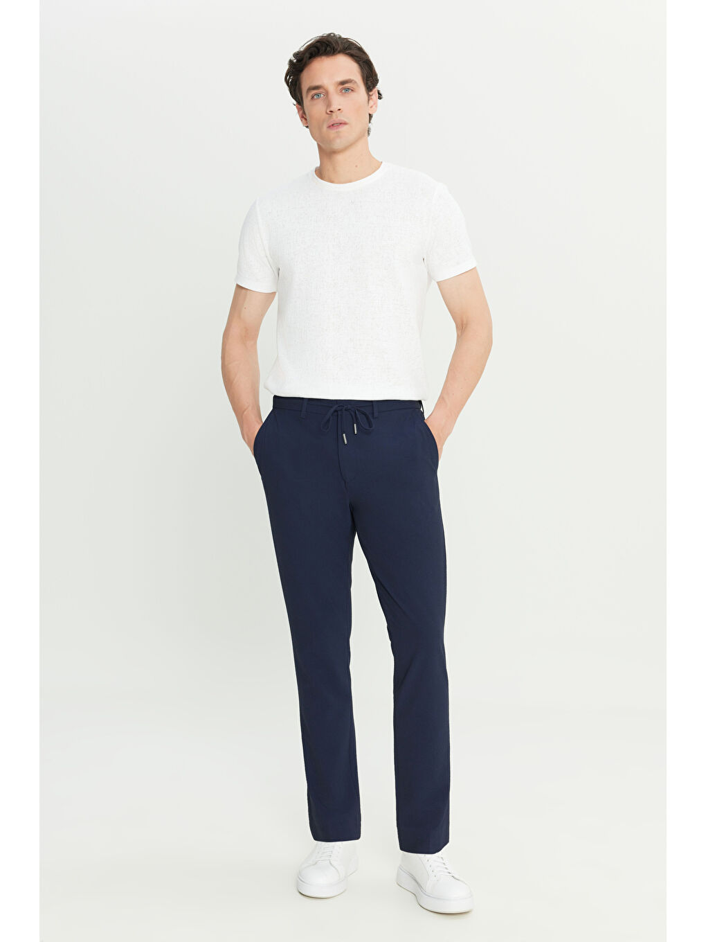 Erkek Lacivert Slim Fit Dar Kesim Gofre Desenli Beli Bağlamalı Yan Cepli Travel Casual Pantolon-1