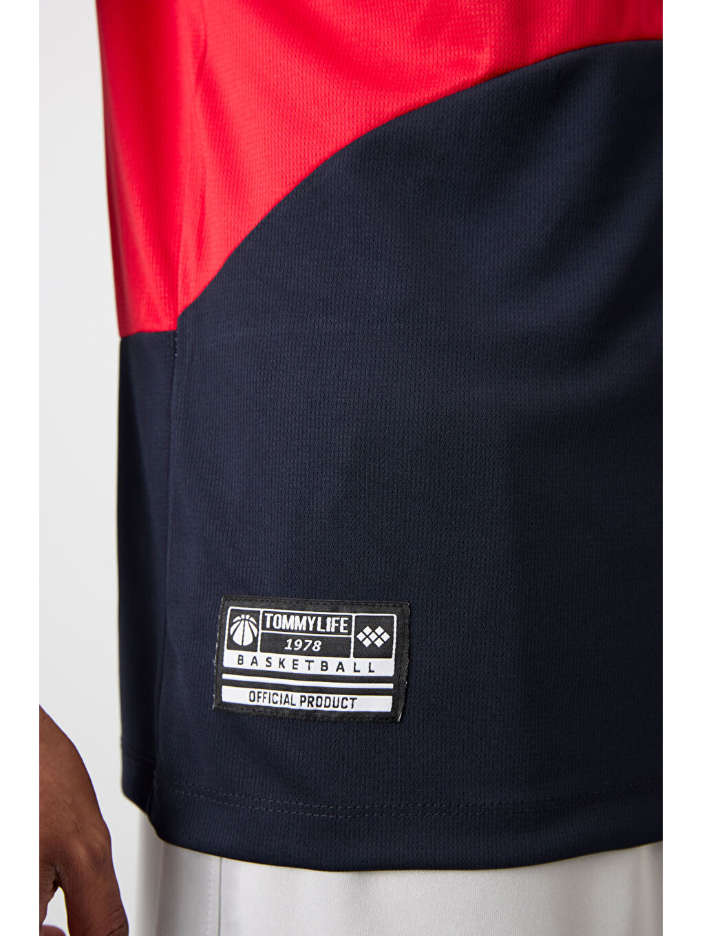 Lacivert Polyester Nefes Alan Dokulu İnce Esnek Standart Fit Erkek Basketbol Kolsuz Tişört - 88395-4