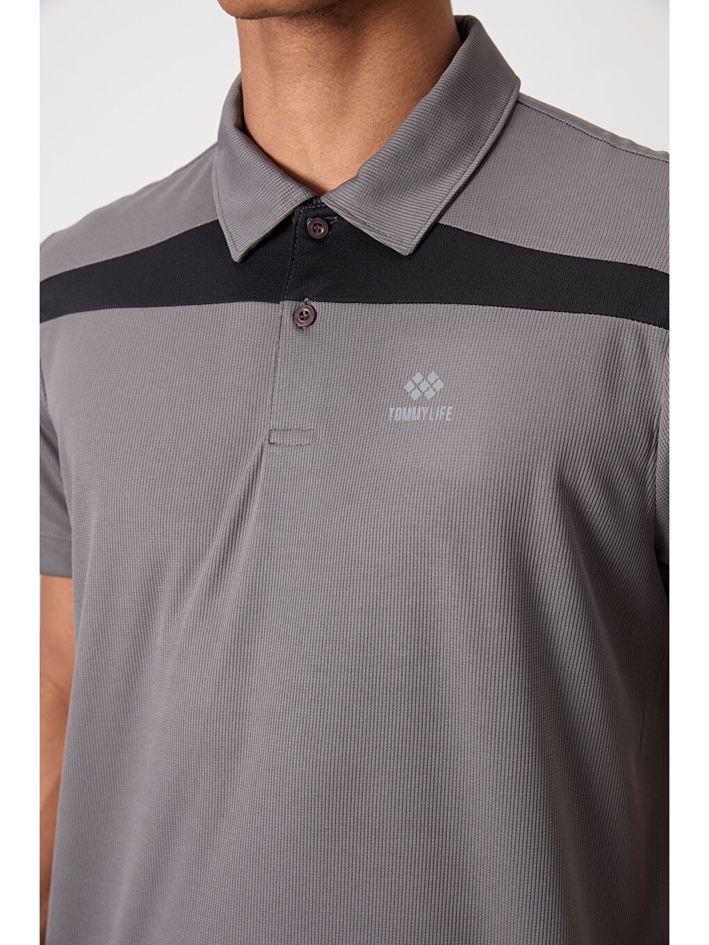 Koyu Gri Polyester Nefes Alan Dokulu İnce Esnek Standart Fit Polo Yaka Erkek Performans Tişört - 8-2