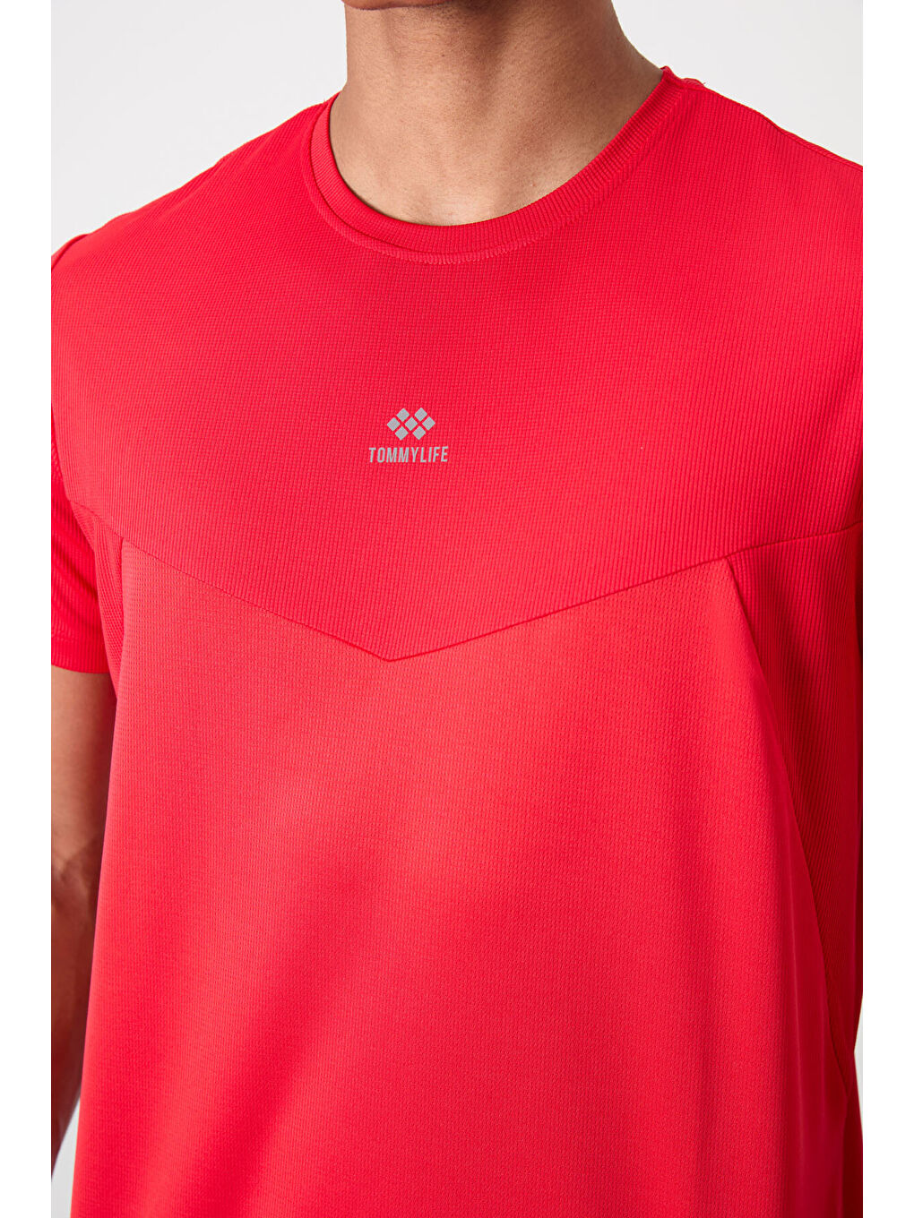 Kırmızı Polyester Nefes Alan Dokulu İnce Esnek Standart Fit Erkek Performans Tişört - 88391-1