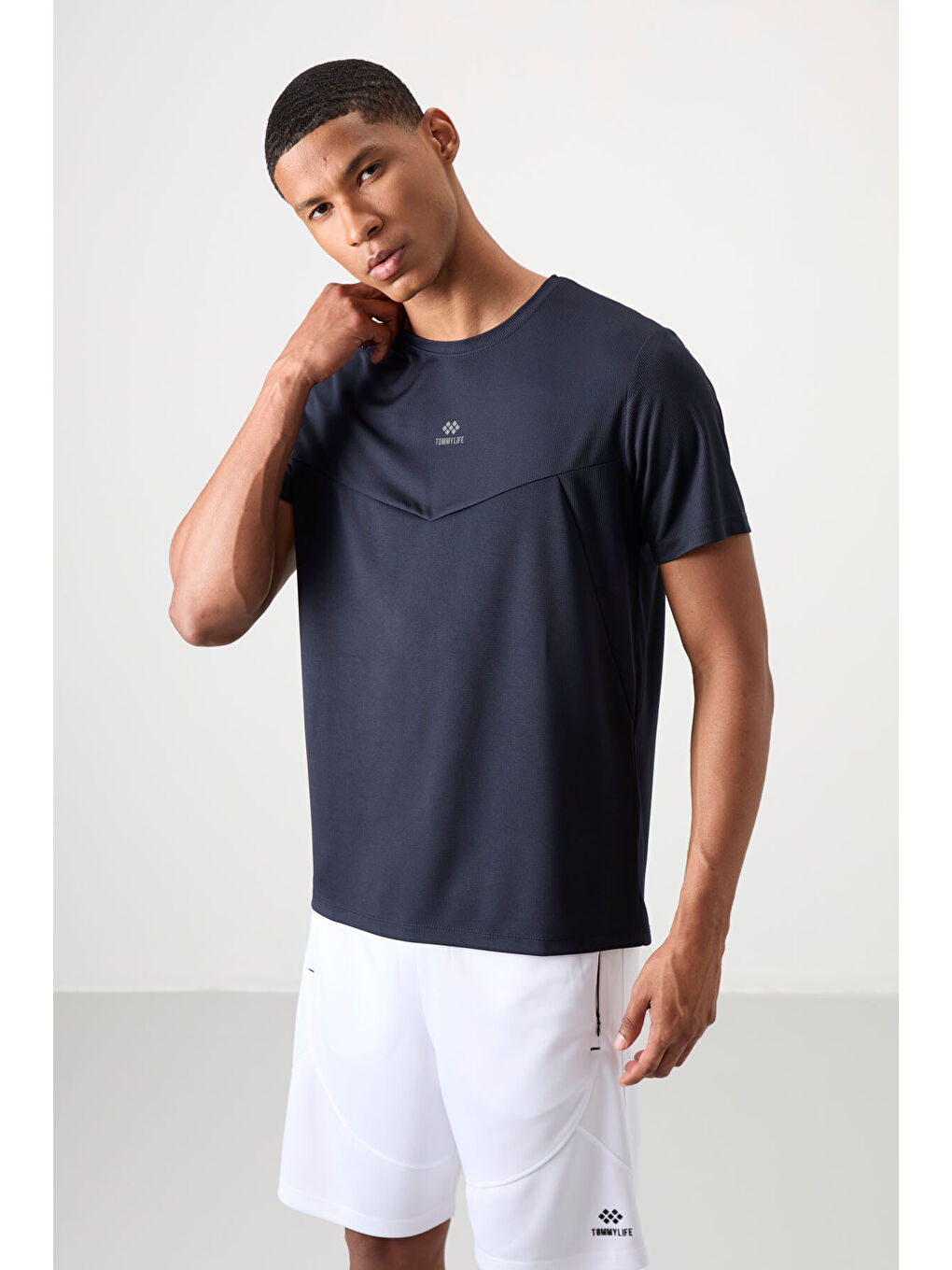 Lacivert Polyester Nefes Alan Dokulu İnce Esnek Standart Fit Erkek Performans Tişört - 88391