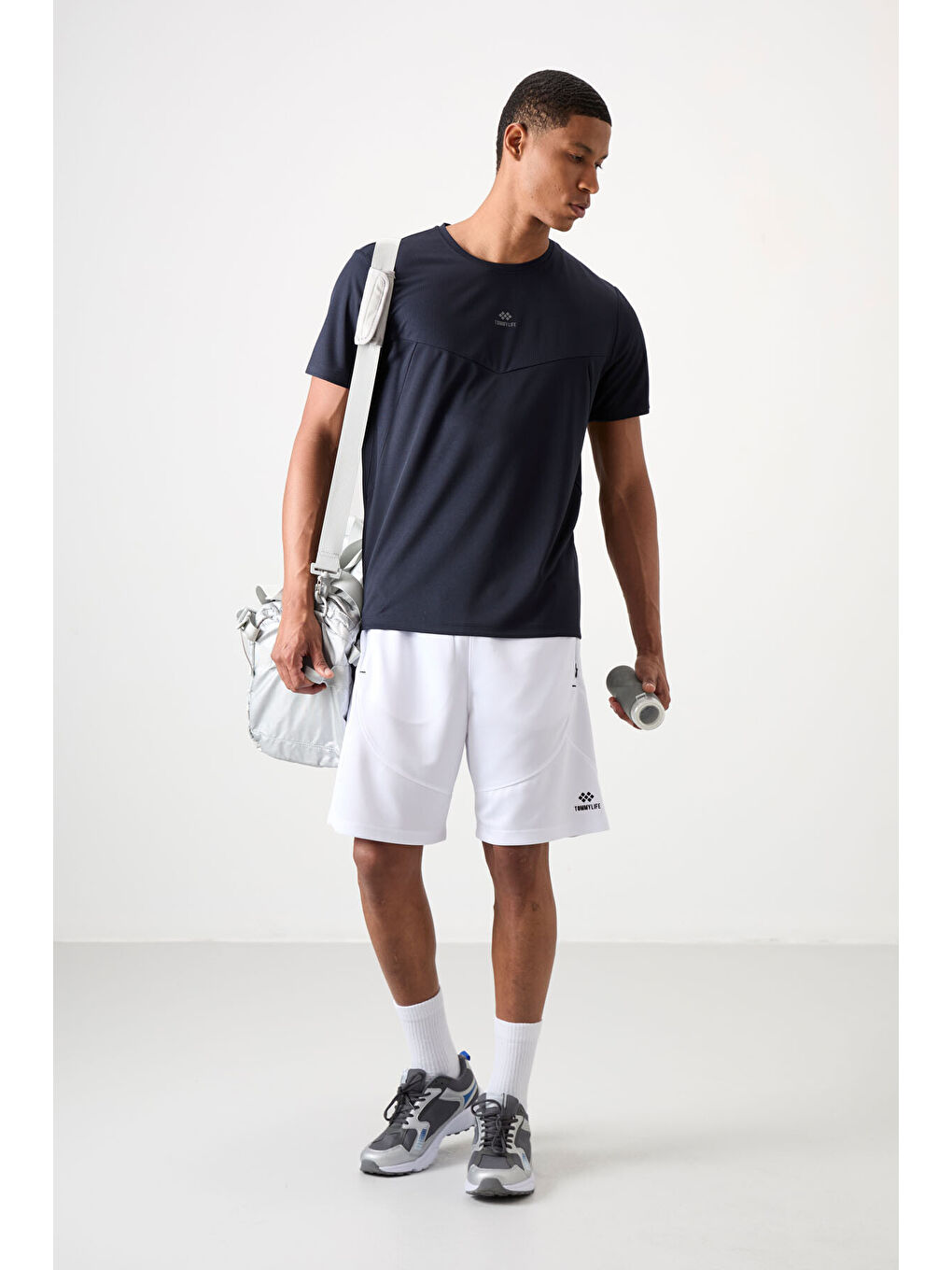 Lacivert Polyester Nefes Alan Dokulu İnce Esnek Standart Fit Erkek Performans Tişört - 88391-1