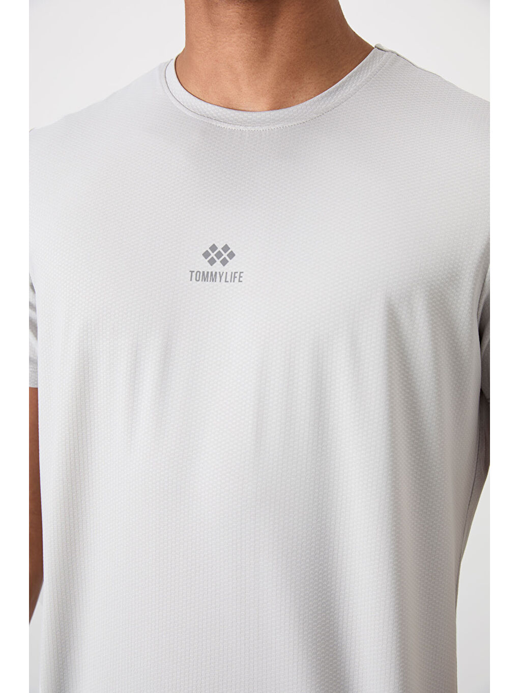 Bej Taş Polyester Nefes Alan Dokulu İnce Esnek Standart Fit Erkek Performans Tişört - 88387-2