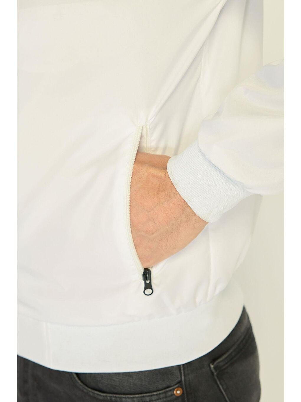 Beyaz Erkek Dik Yaka Spor Mont M-9-1-4