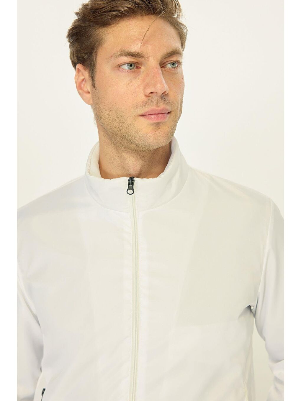 Beyaz Erkek Dik Yaka Spor Mont M-9-1-5