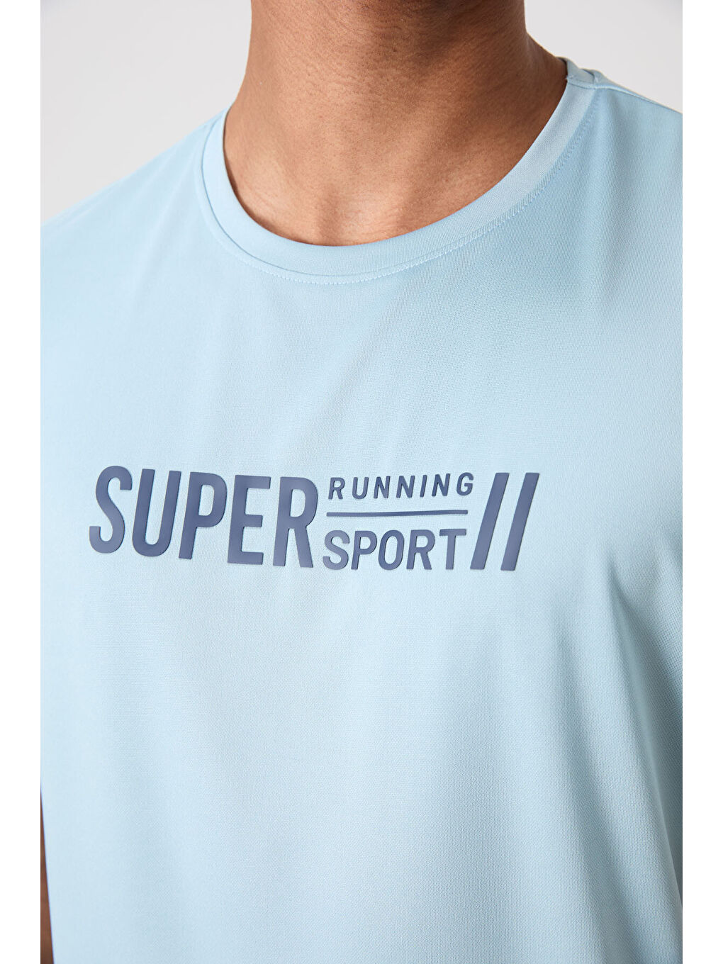 Açık Mavi Polyester Nefes Alan Dokulu İnce Esnek Standart Fit Erkek Performans Tişört - 88385-2