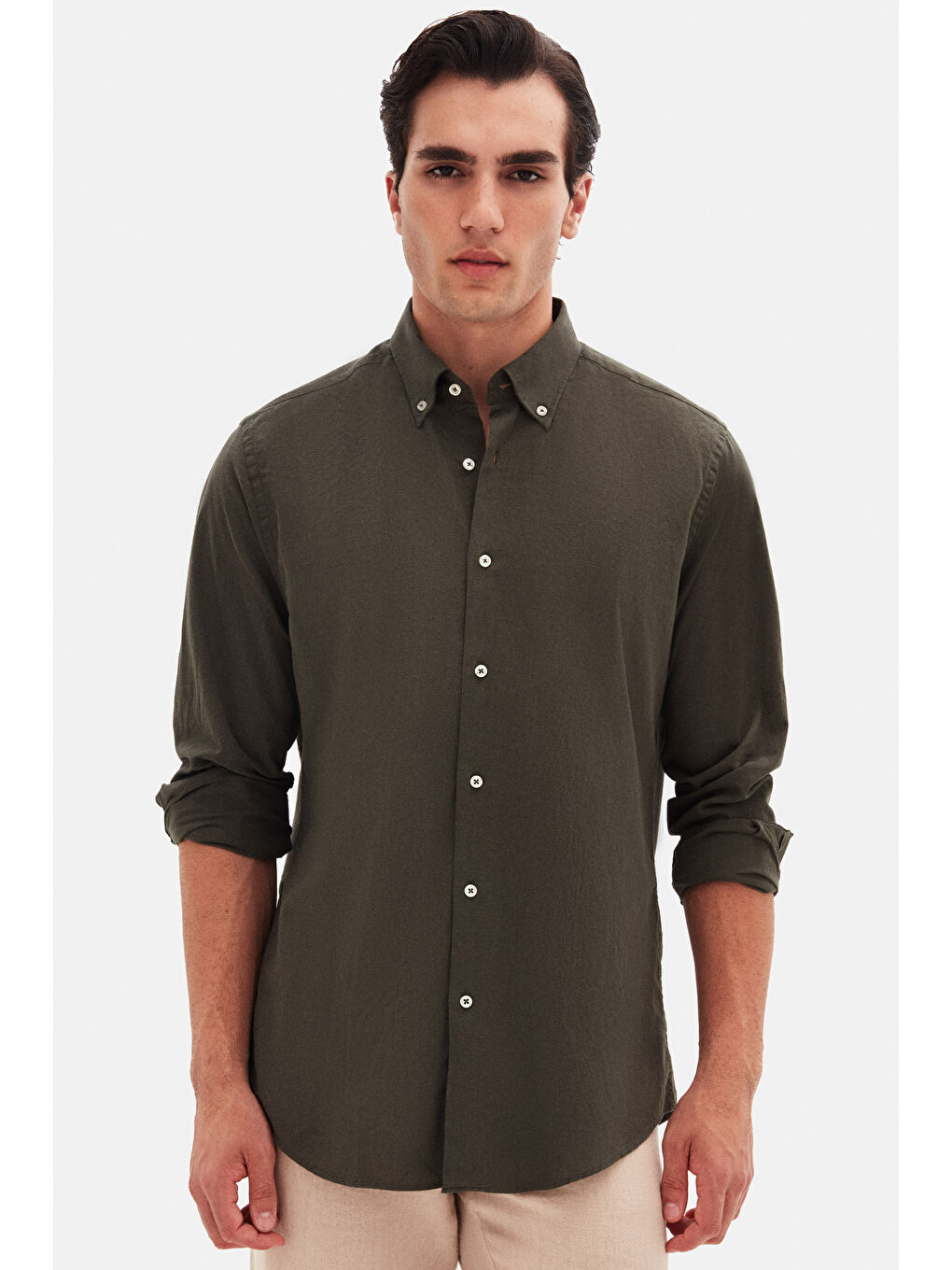 Comfort Haki Düğmeli Yaka Rahat Kesim Keten Görünümlü %100 Pamuk Gömlek