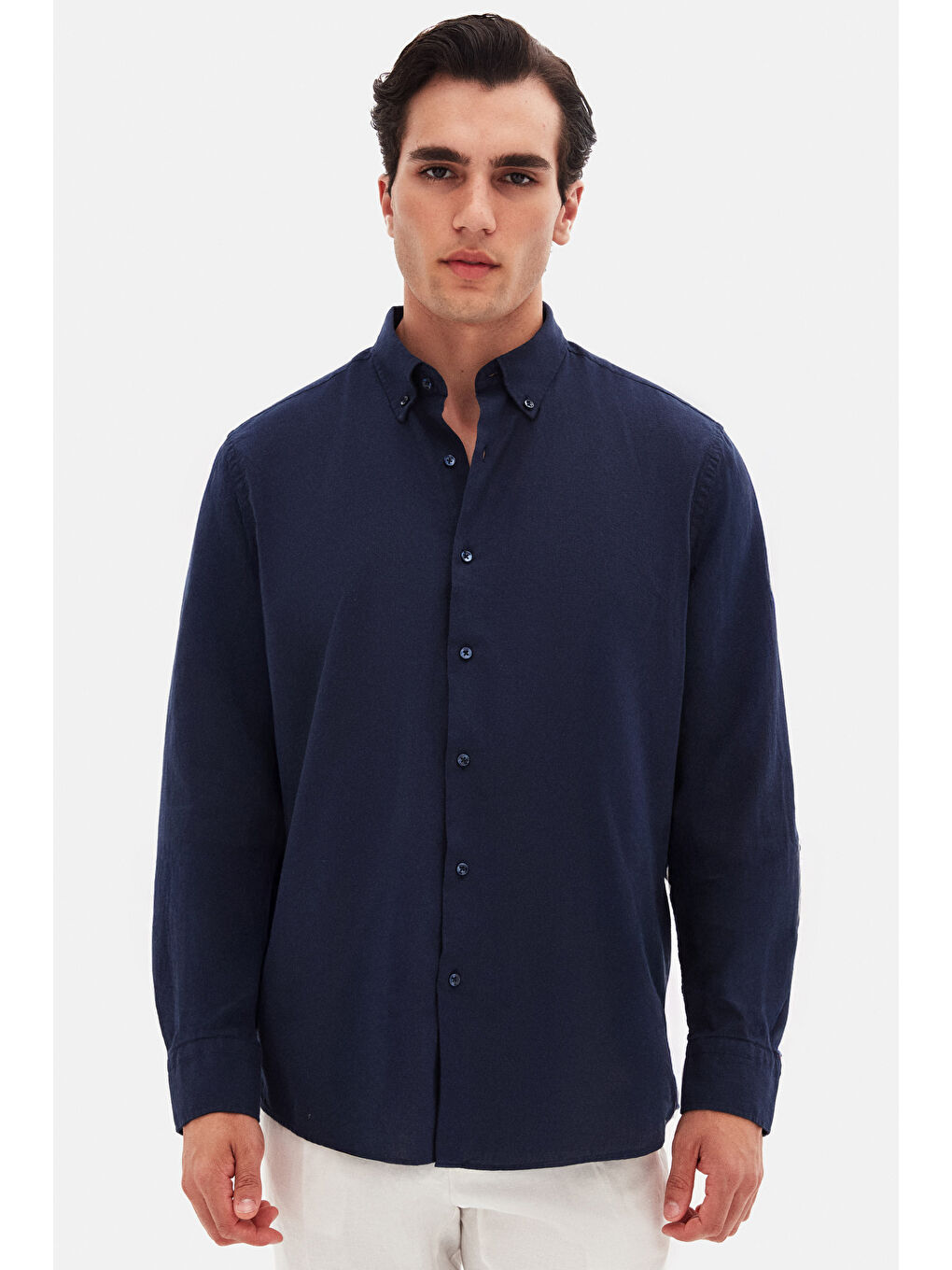Comfort Lacivert Düğmeli Yaka Rahat Kesim Keten Görünümlü %100 Pamuk Gömlek-1