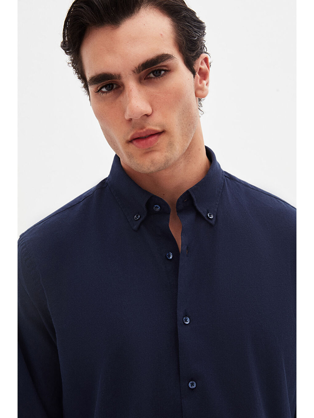 Comfort Lacivert Düğmeli Yaka Rahat Kesim Keten Görünümlü %100 Pamuk Gömlek-2