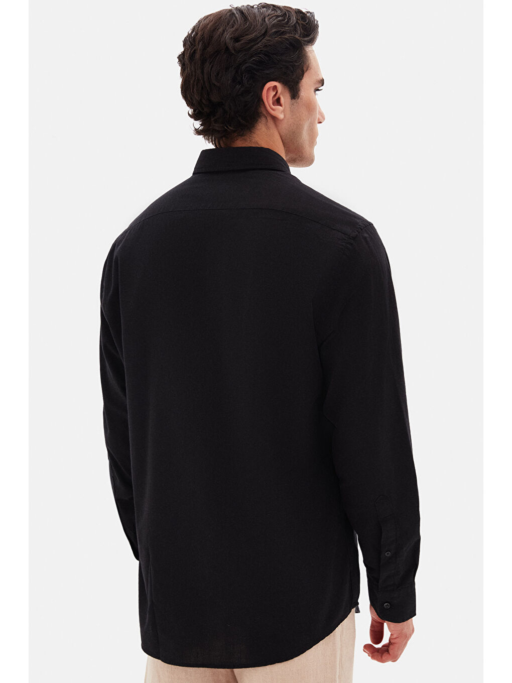 Comfort Siyah Düğmeli Yaka Rahat Kesim Keten Görünümlü %100 Pamuk Gömlek-5