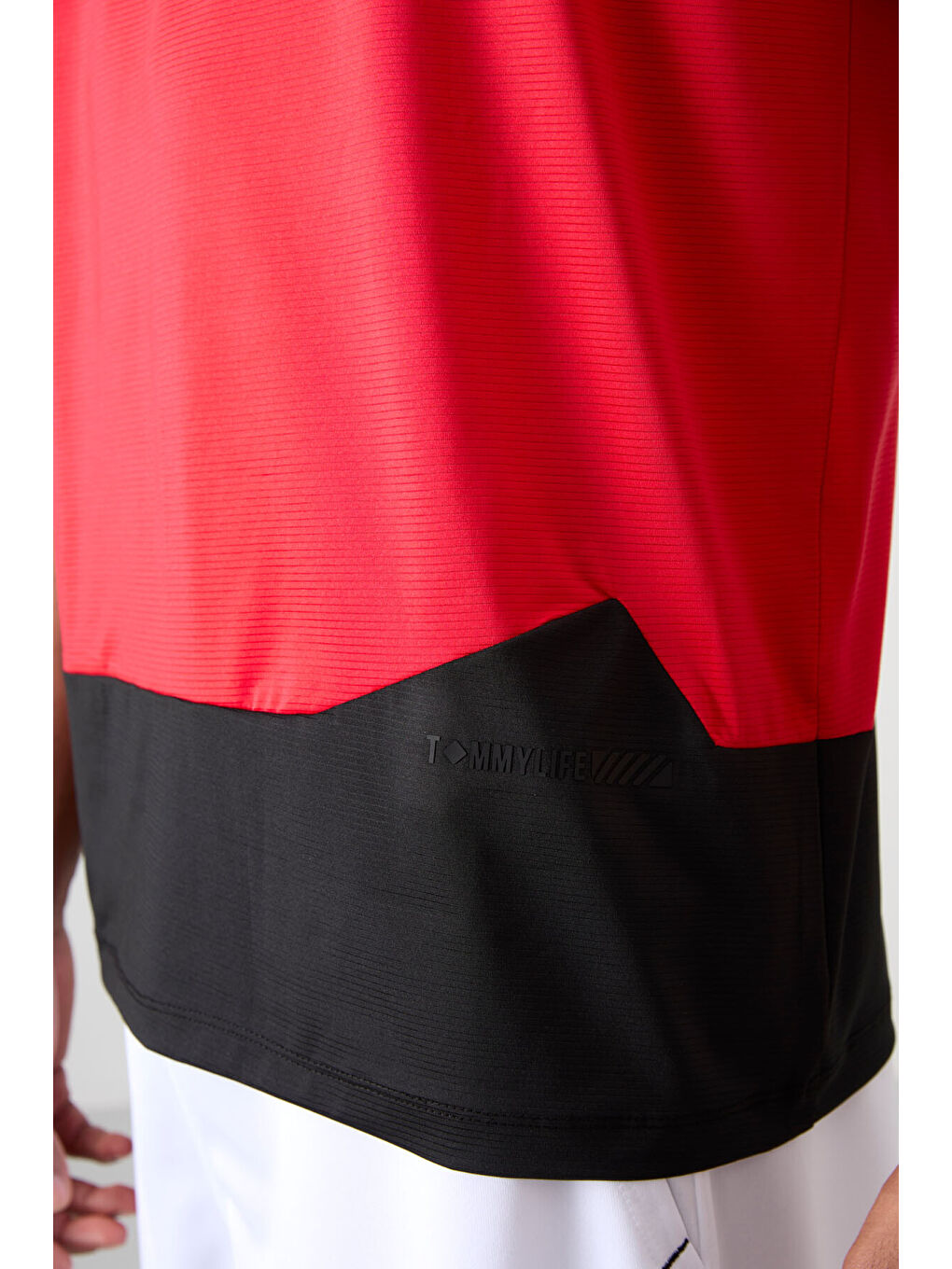 Kırmızı Polyester Nefes Alan Dokulu İnce Esnek Standart Fit Erkek Performans Tişört - 88383-4