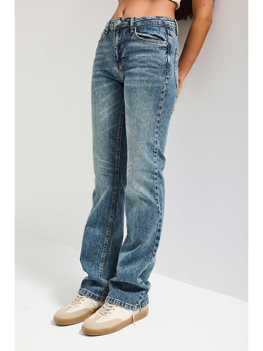 Mavi Kadın Jean Rengi 4w5-32 Düşük Bel Straight Fit %100 Pamuk Denim Jean-5