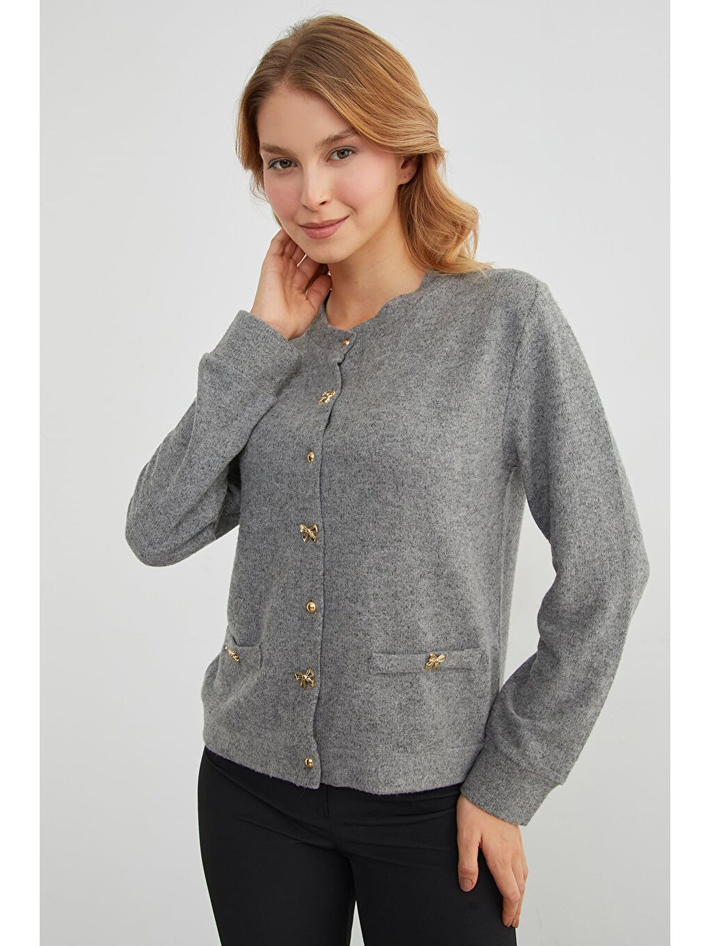 Gri Fiyonk Düğmeli Cepli Triko Hırka-1