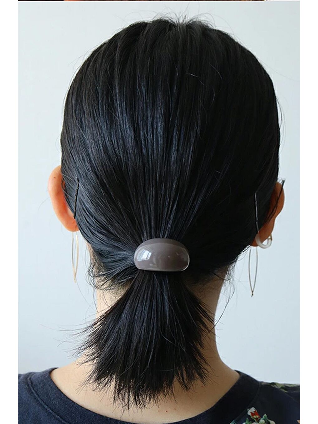 Gri Akrilik Lastikli At Kuyruğu Tokası-1