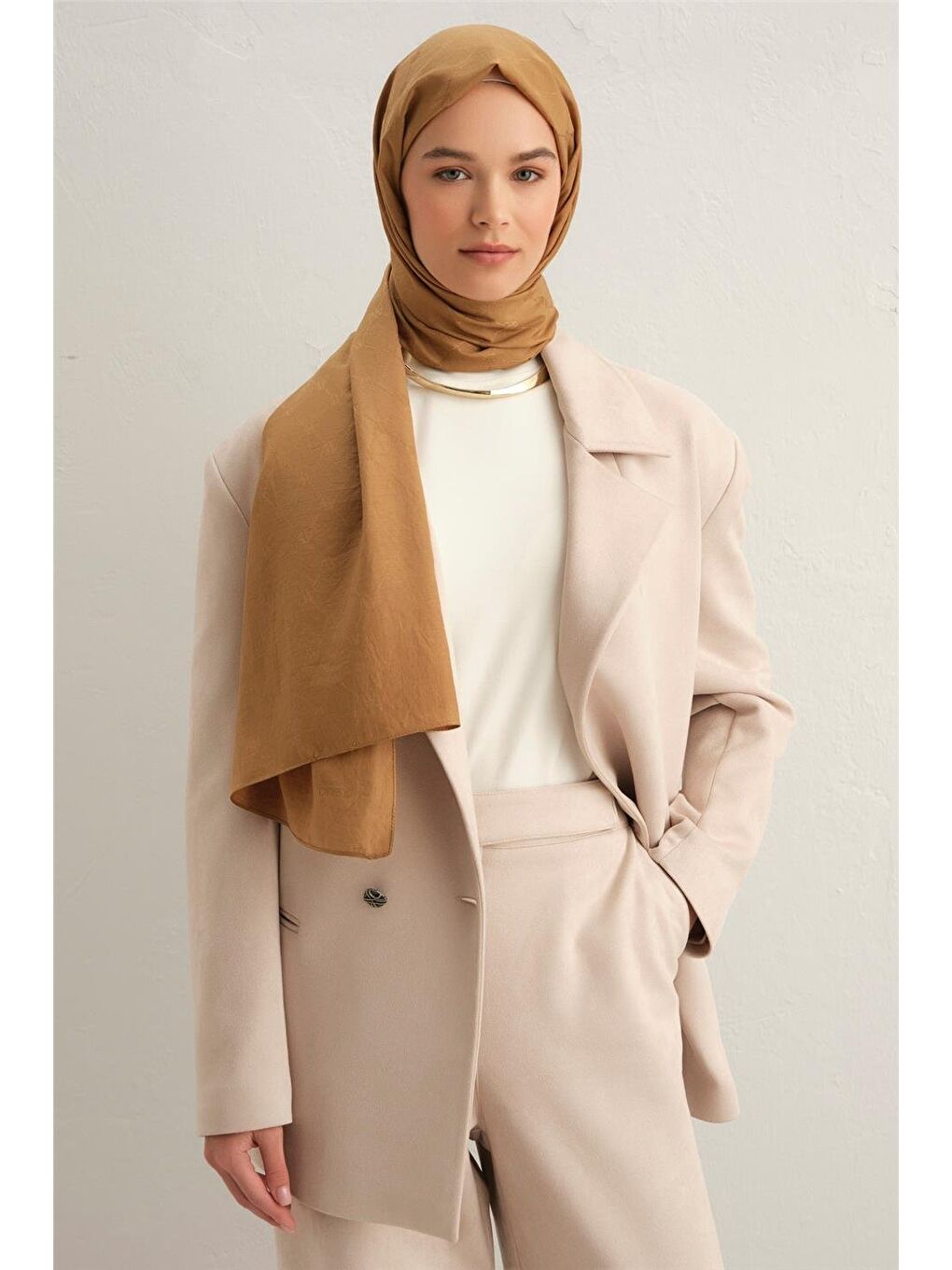 Sarı Trend Monogram Şal 1 23053