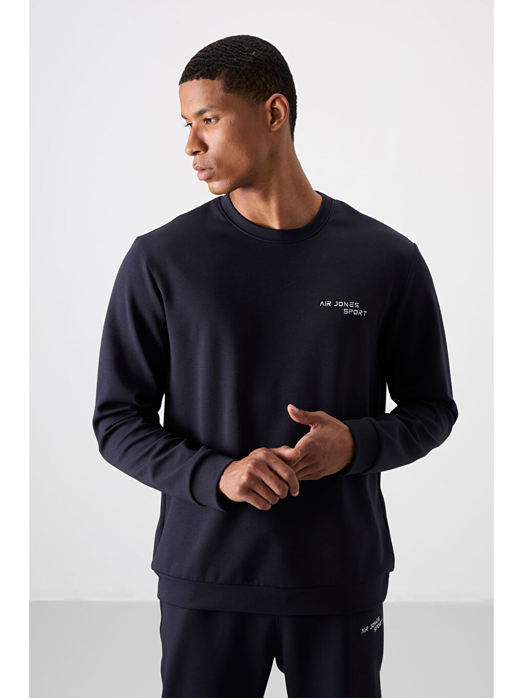 Lacivert Pamuklu Kalın Yumuşak Dokulu Comfort Fit Nakışlı Erkek Eşofman Takım - 85254-1