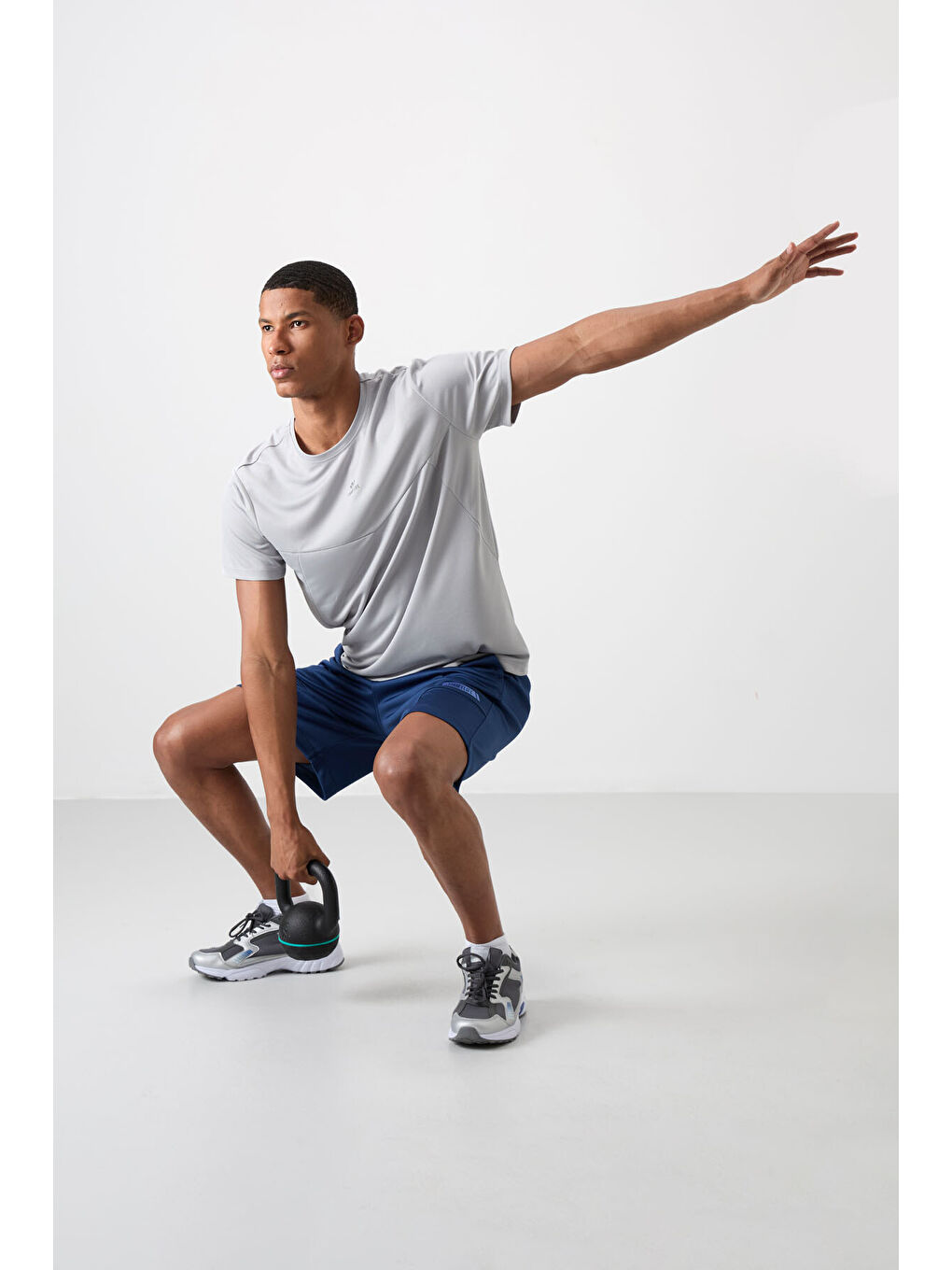 Mavi Parlament Polyester Kalın Yumuşak Comfort Fit Erkek Şort - 81272