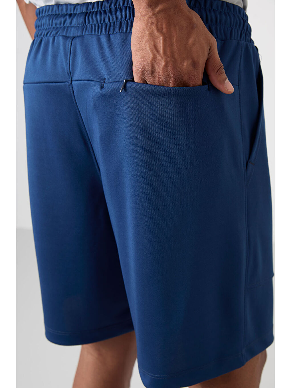 Mavi Parlament Polyester Kalın Yumuşak Comfort Fit Erkek Şort - 81272-4