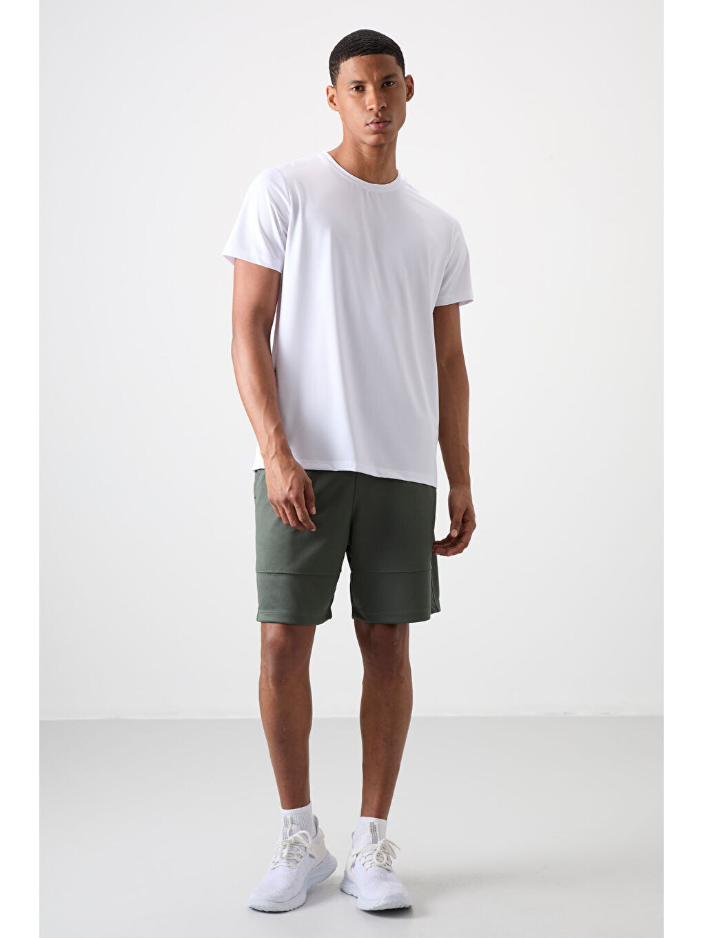 Haki Polyester Kalın Yumuşak Comfort Fit Erkek Şort - 81272