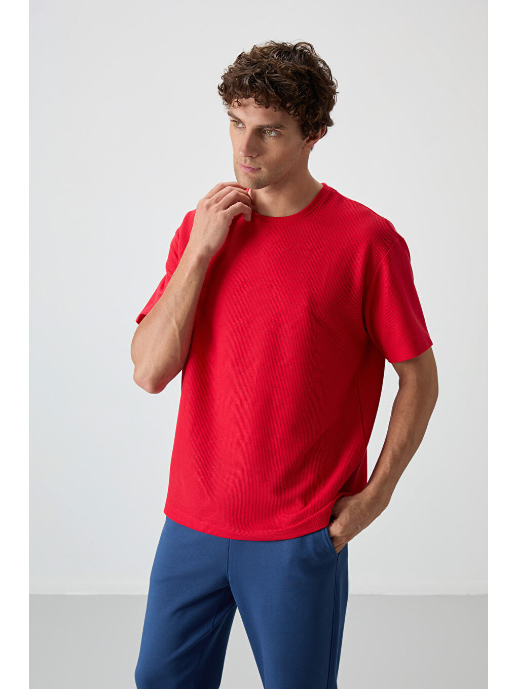 Kırmızı Waffle İnterlok Yüzeyi Dokulu  Fit Basic Erkek Tişört - 88379-3