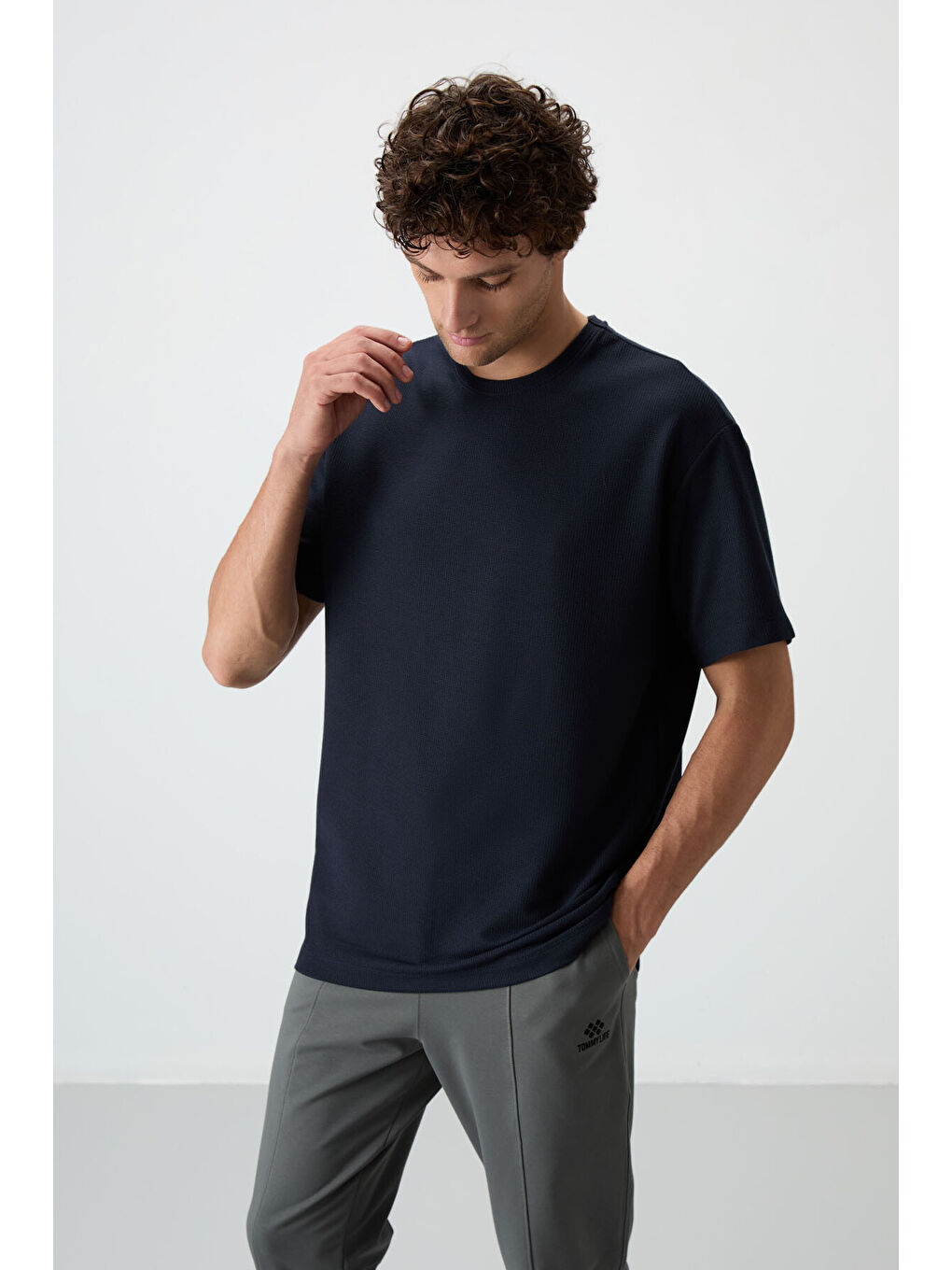Lacivert Waffle İnterlok Yüzeyi Dokulu  Fit Basic Erkek Tişört - 88379-3