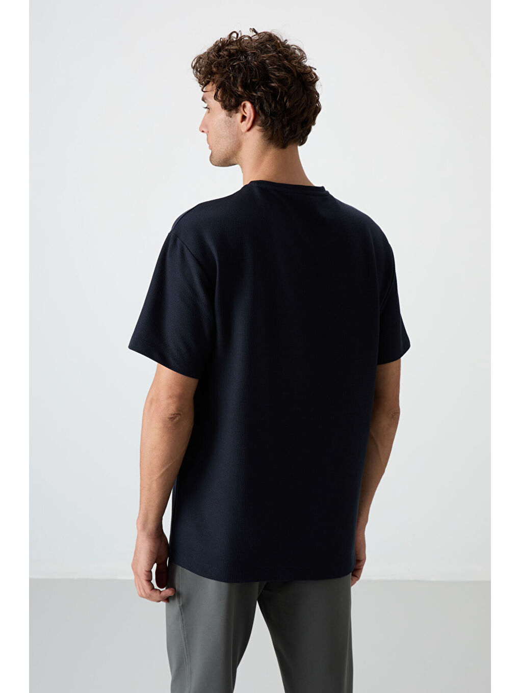 Lacivert Waffle İnterlok Yüzeyi Dokulu  Fit Basic Erkek Tişört - 88379-4