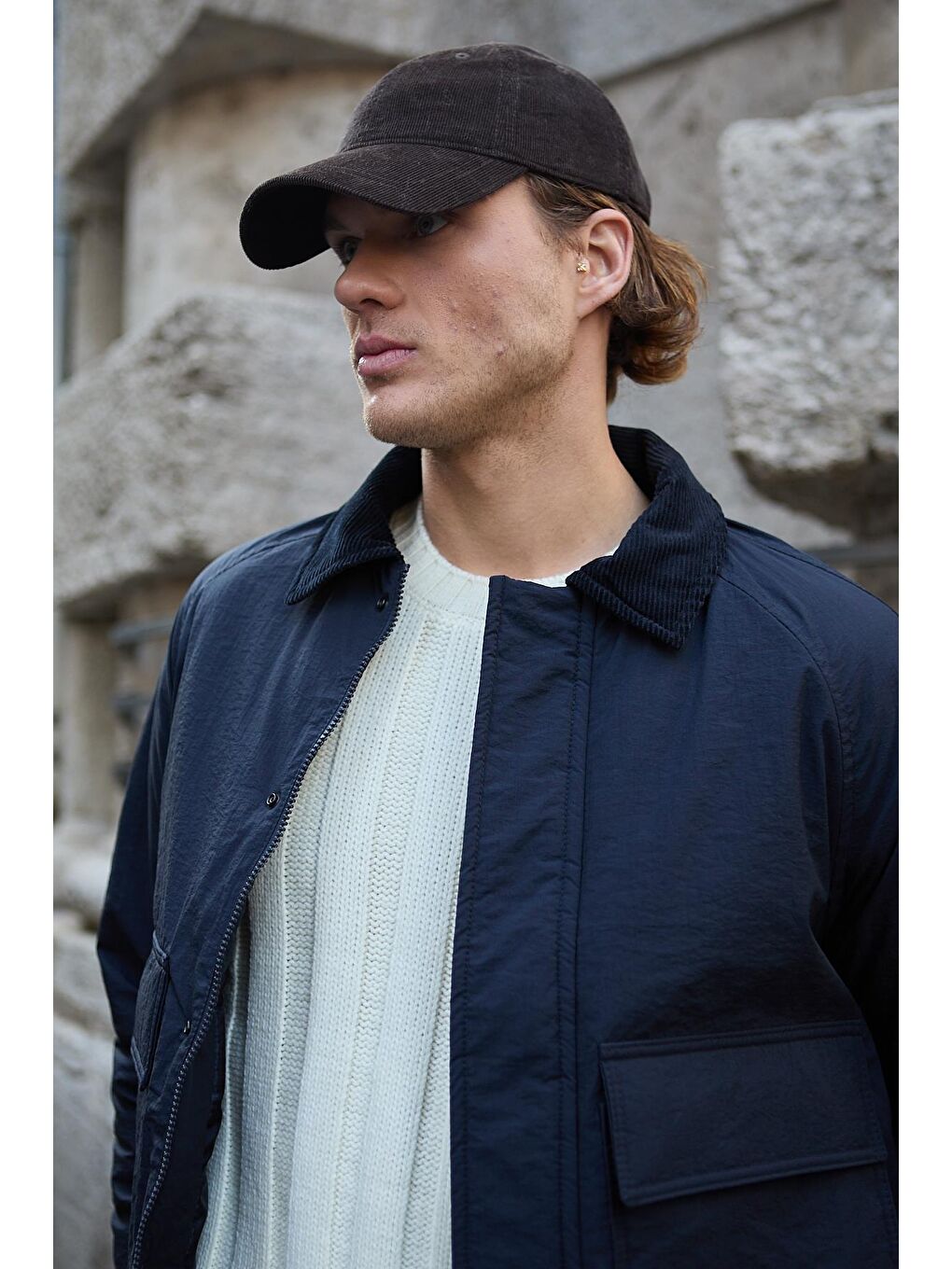 Su Geçirmez Kapitone Lacivert Mont Kadife Yaka Detaylı Mont-2