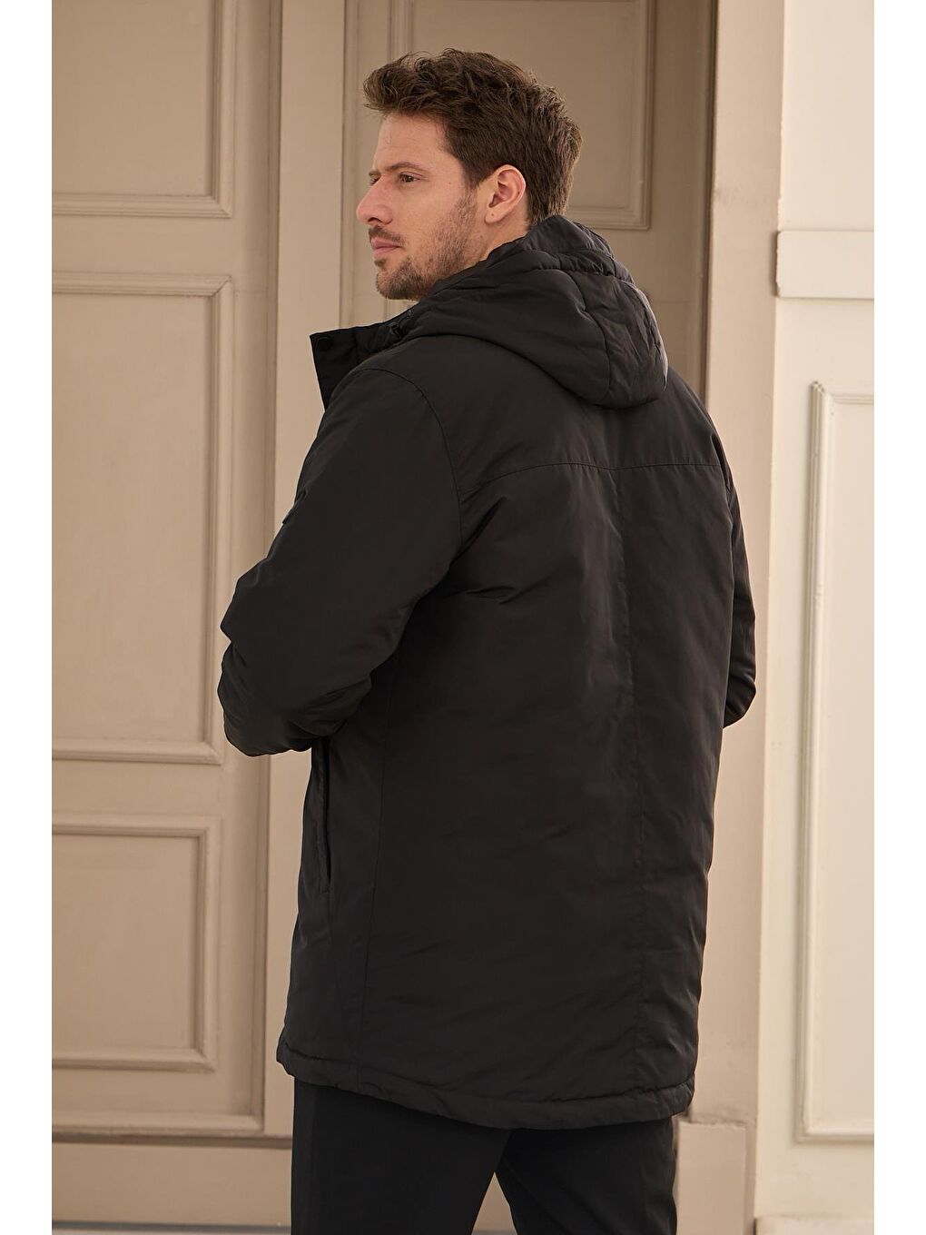 Erkek Kapüşonlu Su Geçirmez Mont Kaban Siyah-3