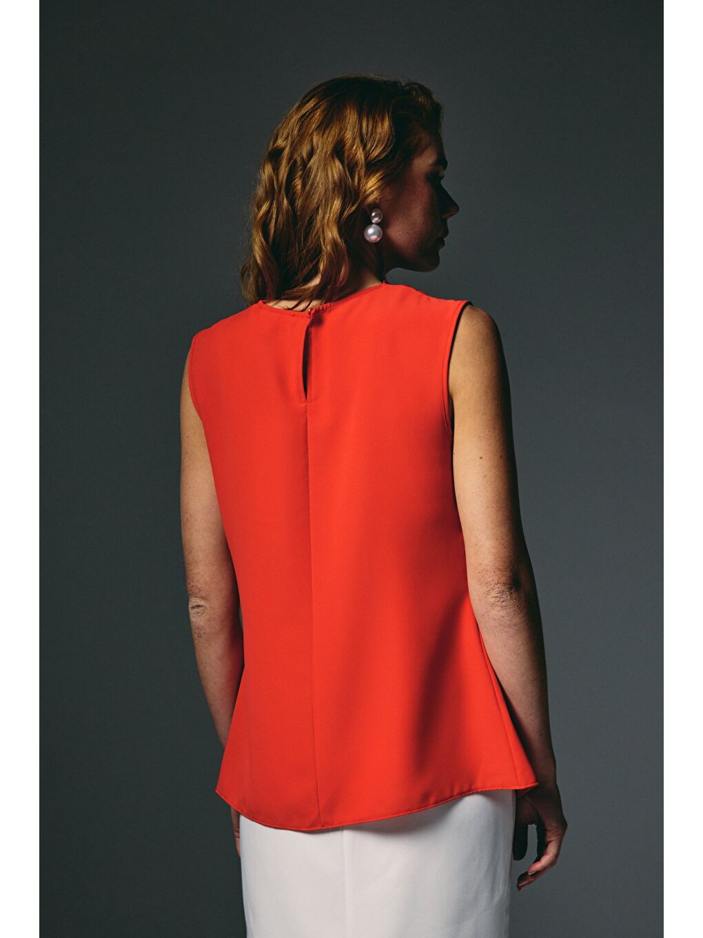İnci Broşlu Degaje Bluz - Kırmızı-6