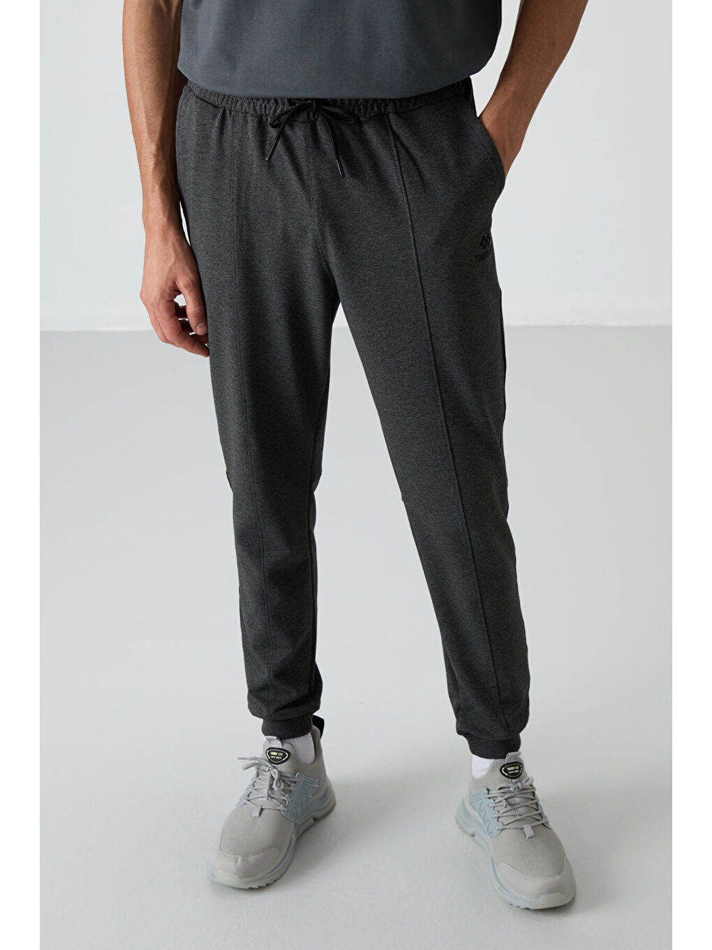 Antrasit Antrasıt Melanj Pamuklu Yumuşak Dokulu Comfort Fit Nakışlı  Jogger - 82123