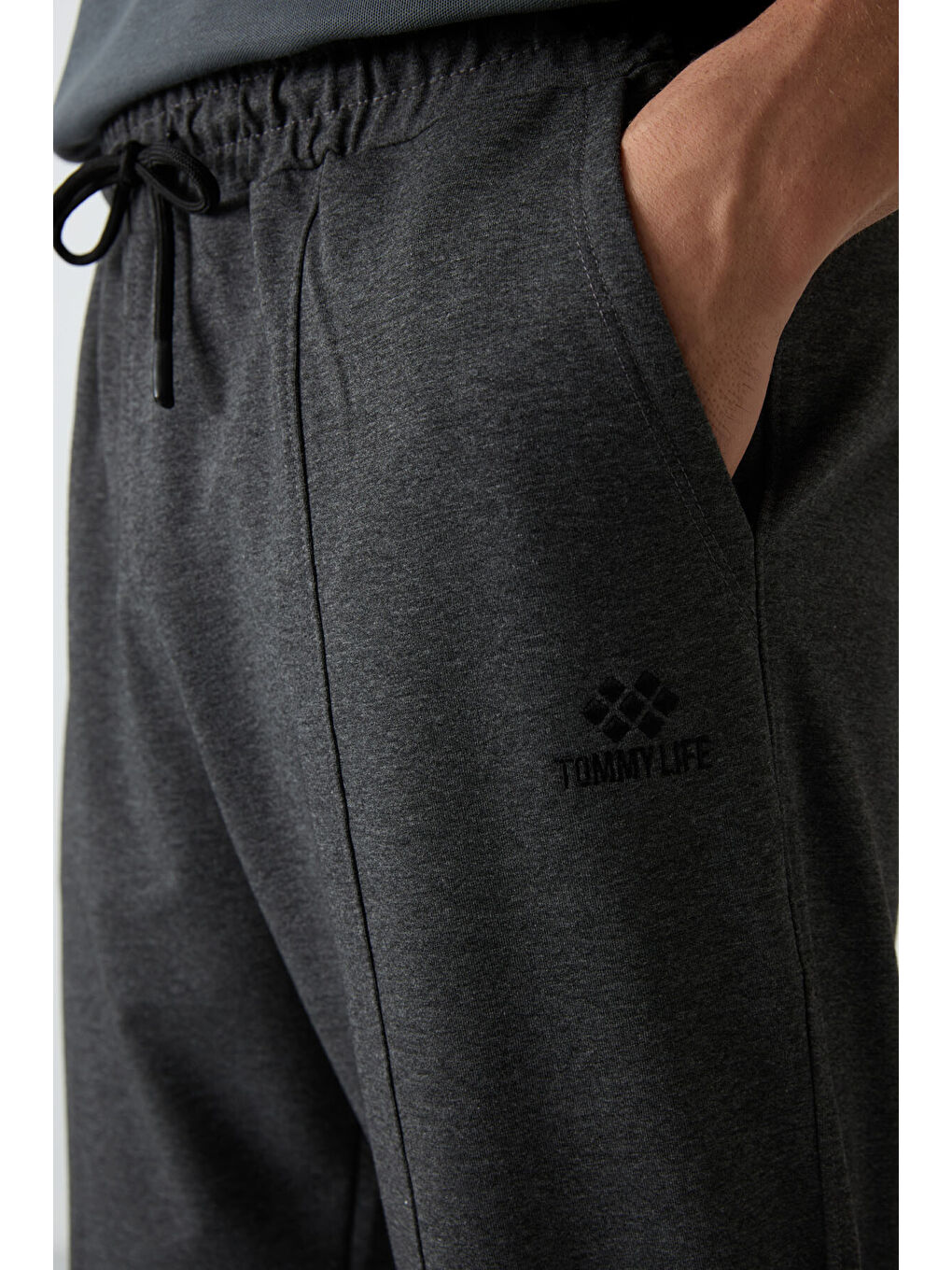 Antrasit Antrasıt Melanj Pamuklu Yumuşak Dokulu Comfort Fit Nakışlı  Jogger - 82123-4